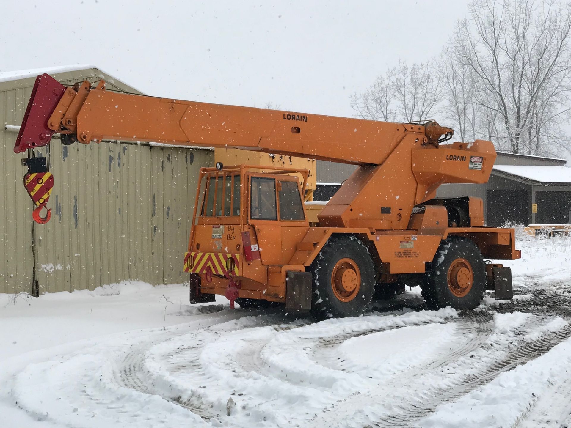 LORAIN MODEL LRT-15H 15-Ton Capacity Diesel Rough Terrain Telescoping Boom Mobile Crane