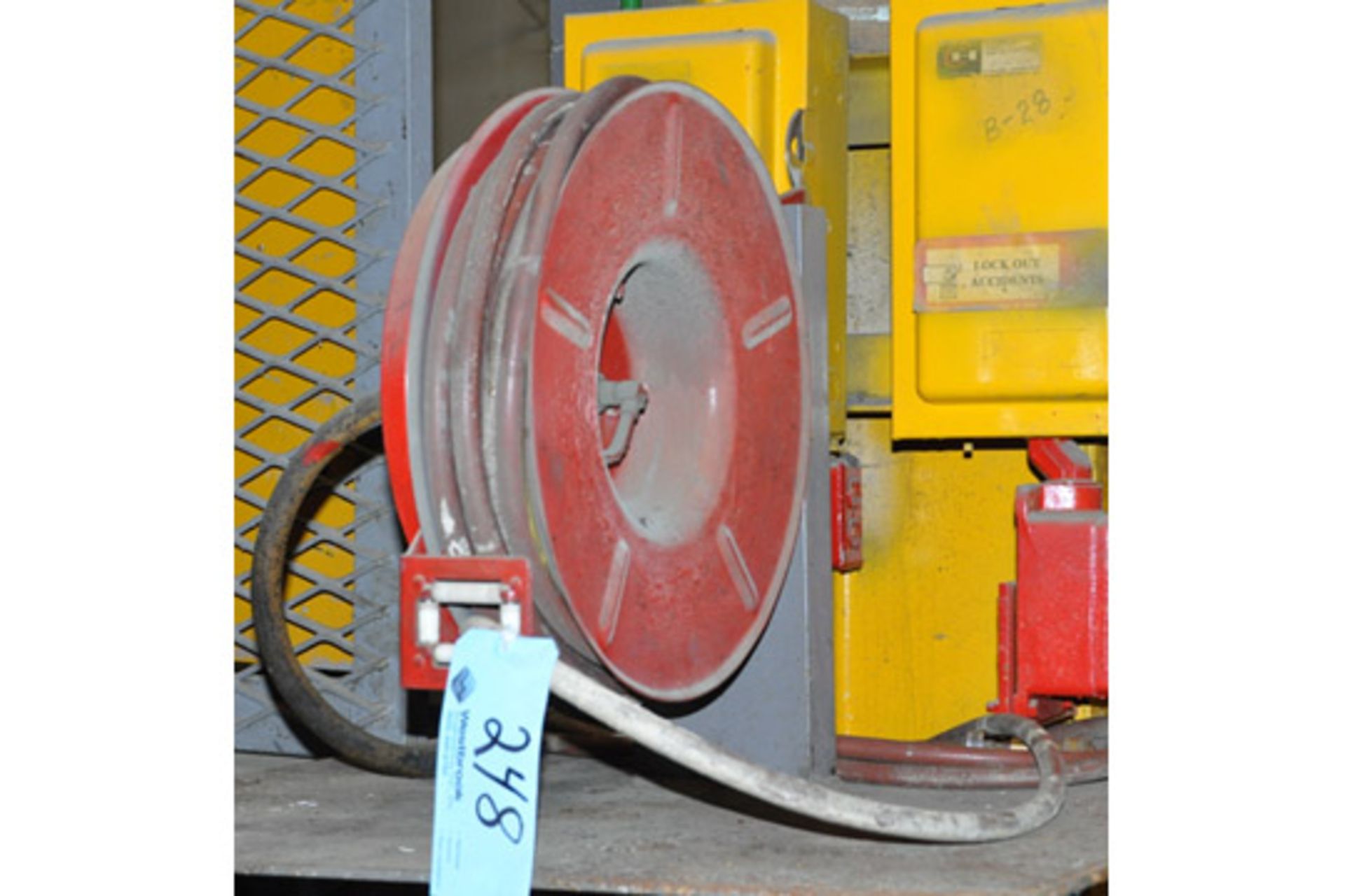 REELCRAFT Hose Reel with Hose