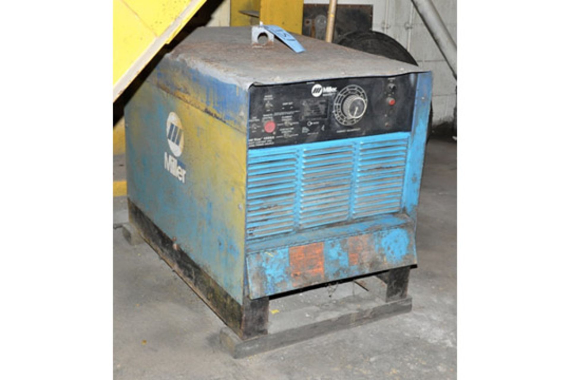 MILLER MODEL GOLD STAR 400SS, 400-Amp DC Arc Welding Power Source - Image 2 of 2