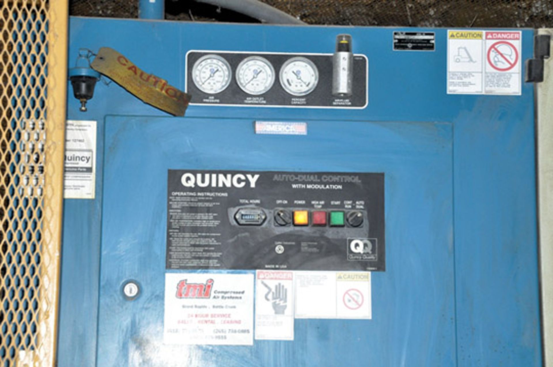 QUINCY MODEL QMT25ACA32SF 25-HP Horizontal Tank Mounted Rotary Screw Air Compressor - Image 3 of 3