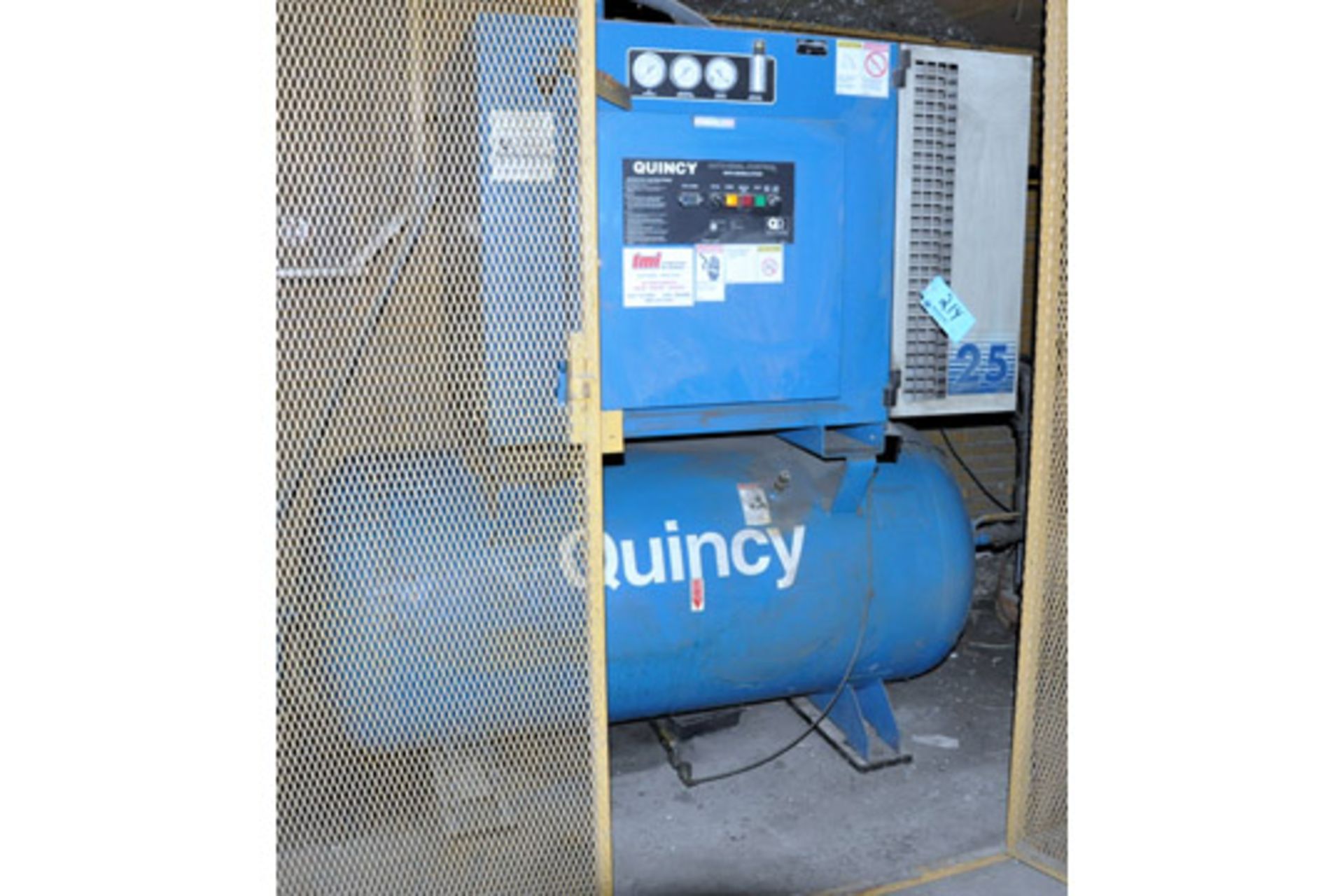 QUINCY MODEL QMT25ACA32SF 25-HP Horizontal Tank Mounted Rotary Screw Air Compressor - Image 2 of 3