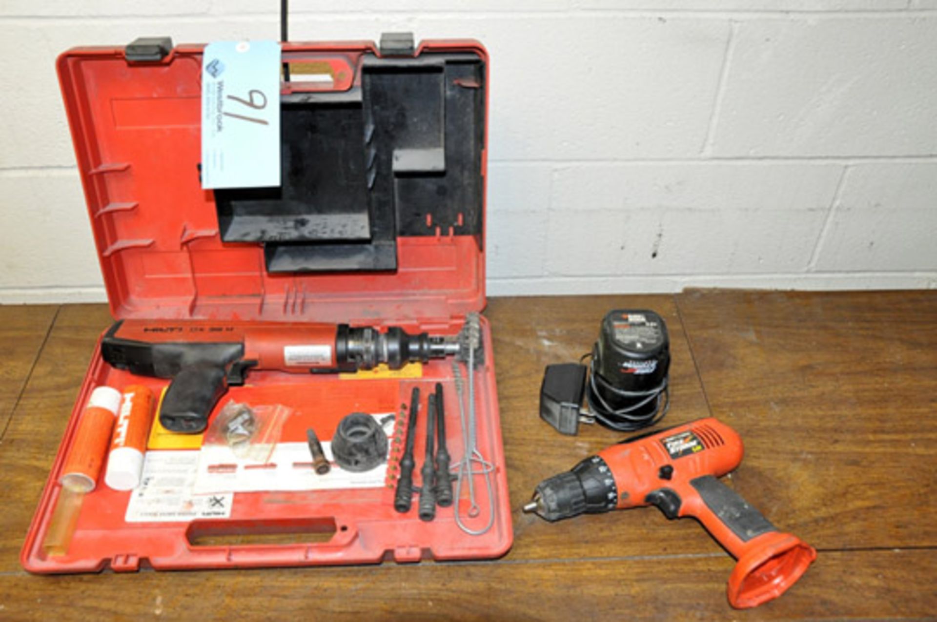 HILTI MODEL DX-36-M Fastener with BLACK & DECKER FIRE STORM Cordless Drill with Keyless Chuck