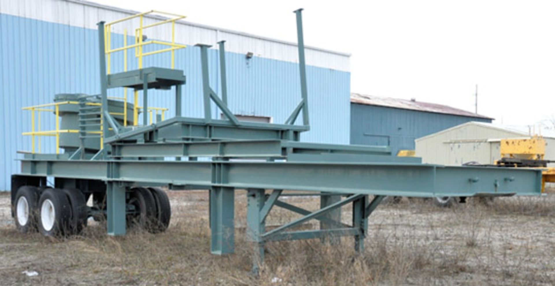 Hartman-Fabco Tandem Axle Custom Fabricated Semi-Trailer Designed for Svedala H-4000 Cone Crusher - Image 2 of 6