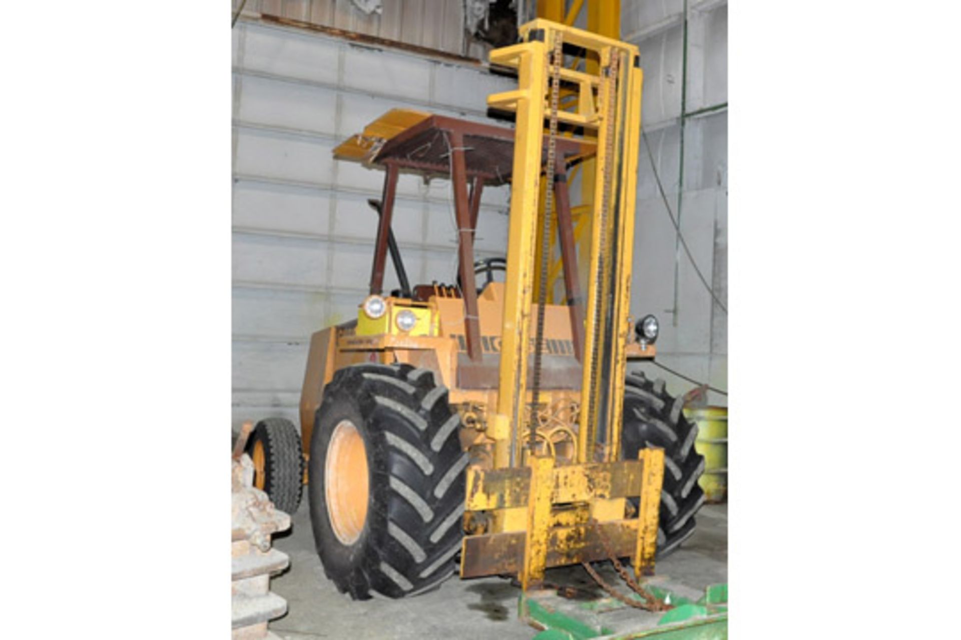 CASE MODEL 584E 4,000-Lbs. Capacity Diesel Rough Terrain Fork Lift Truck - Image 2 of 7