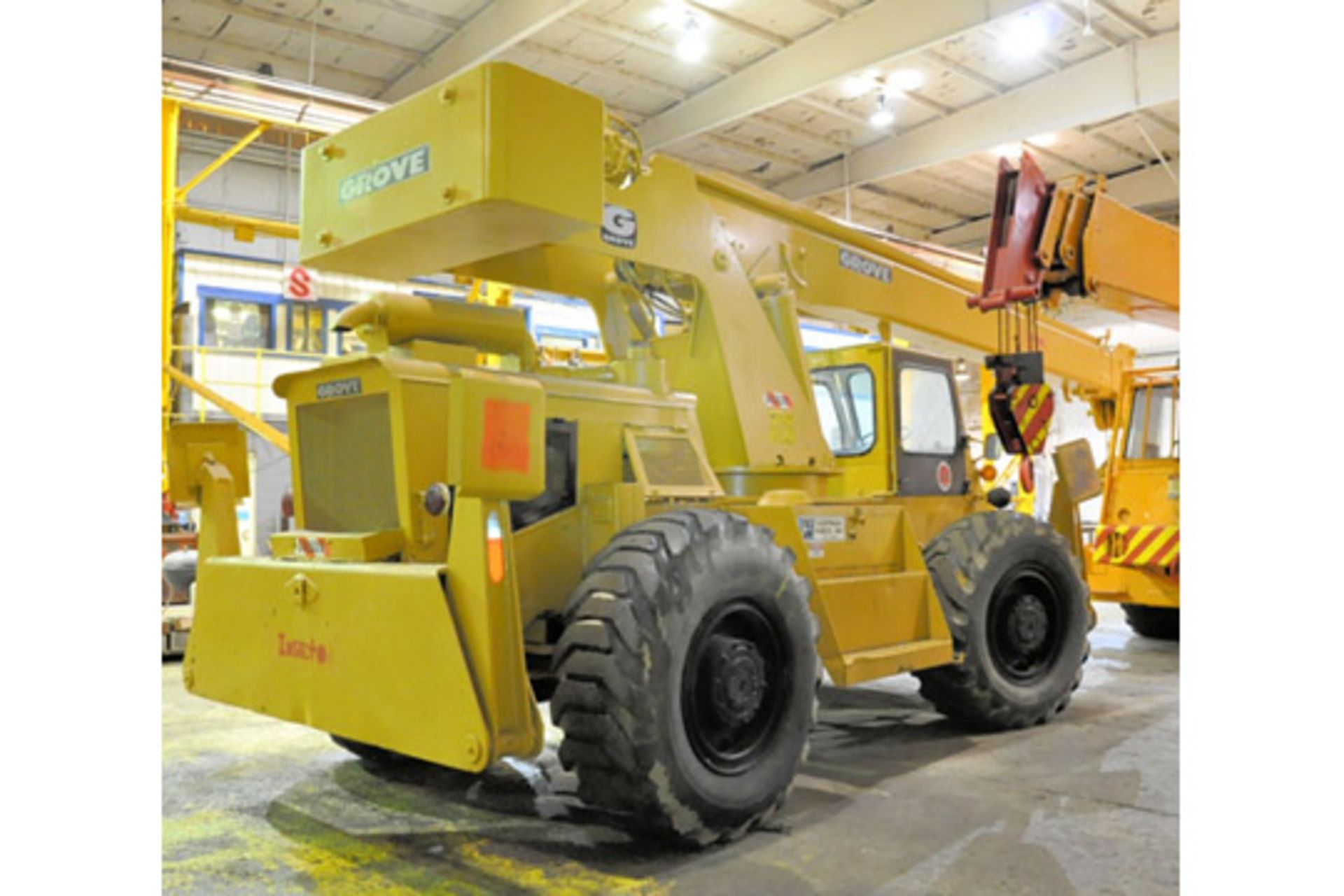 GROVE MODEL RT58 14-Ton Capacity Diesel Rough Terrain Telescoping Boom Mobile Crane - Image 5 of 11