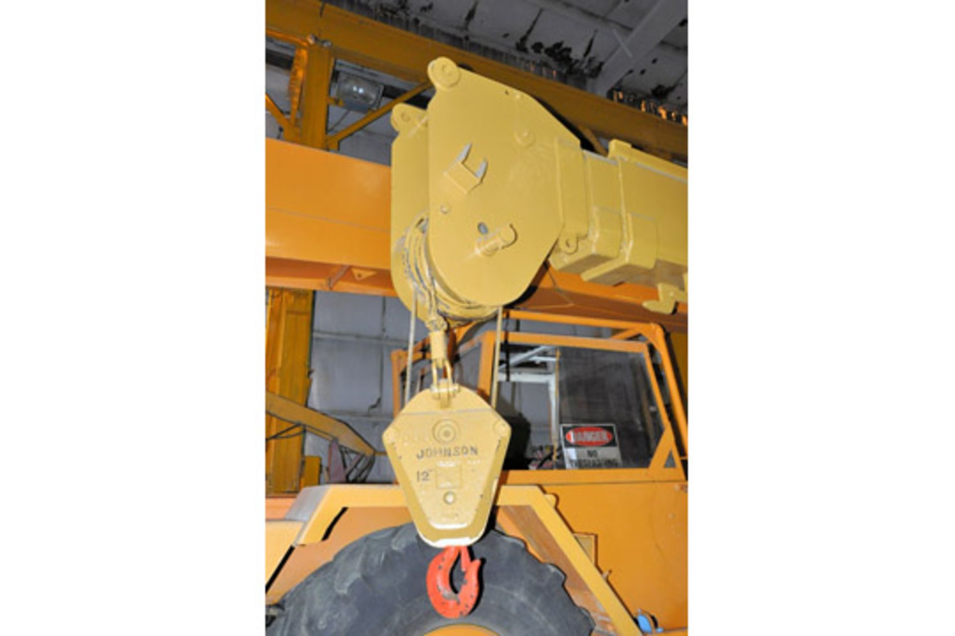 GROVE MODEL RT58 14-Ton Capacity Diesel Rough Terrain Telescoping Boom Mobile Crane - Image 10 of 11