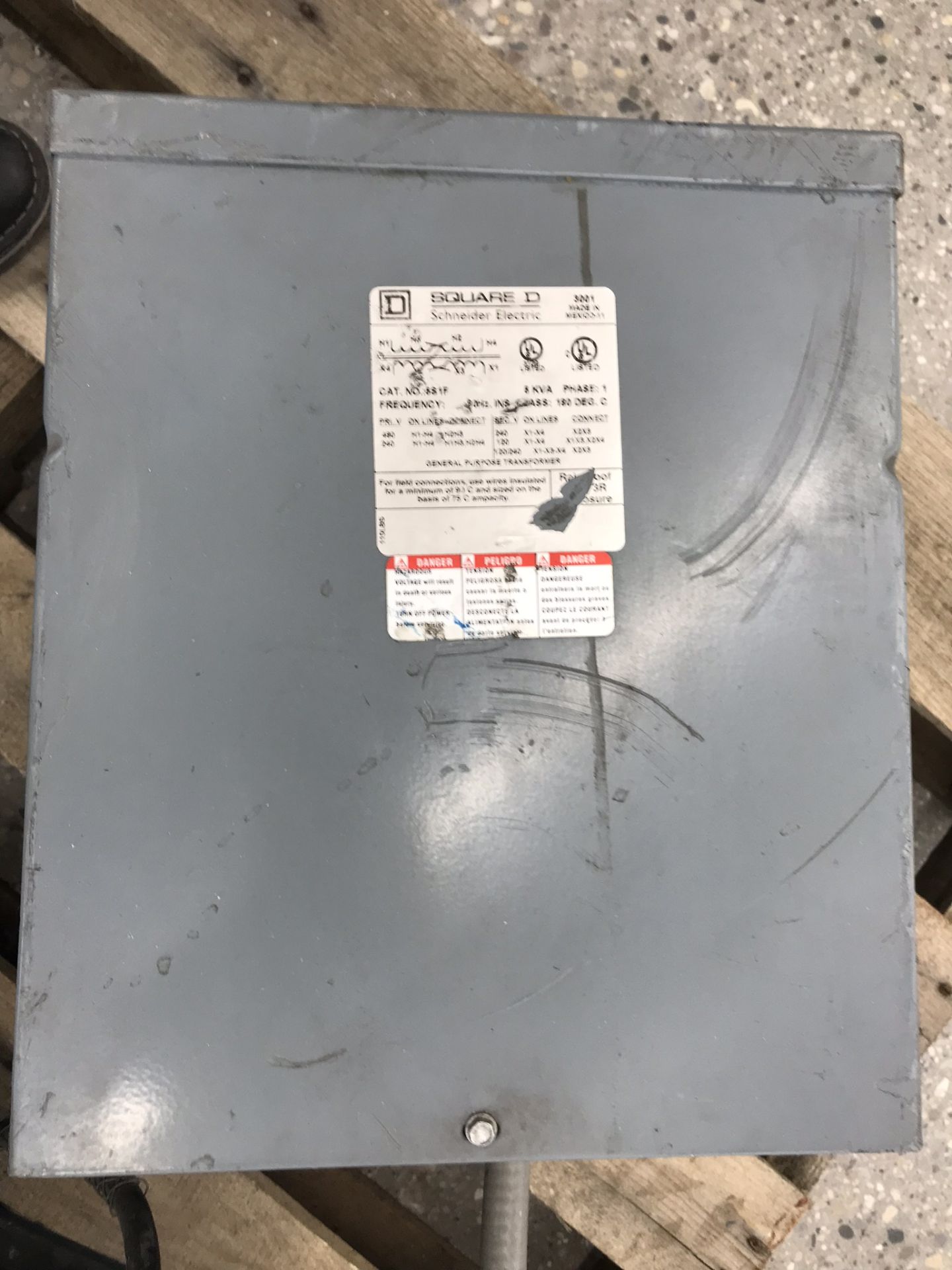 Square D 1-Phase General Purpose Transformer, 480/240V Primary, 240/120V Secondary, 5 KVA