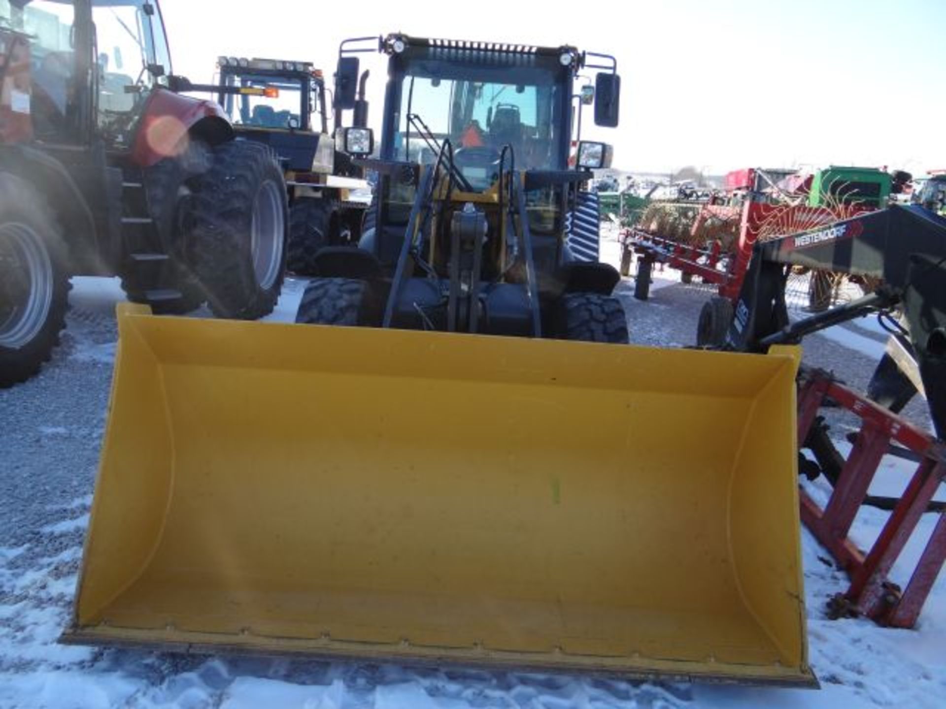 JD 204K Wheel Loader, 2014 #63084, Articulating Wheel Loader IT4 Engine Cab AC/Heat Integrated - Image 2 of 5