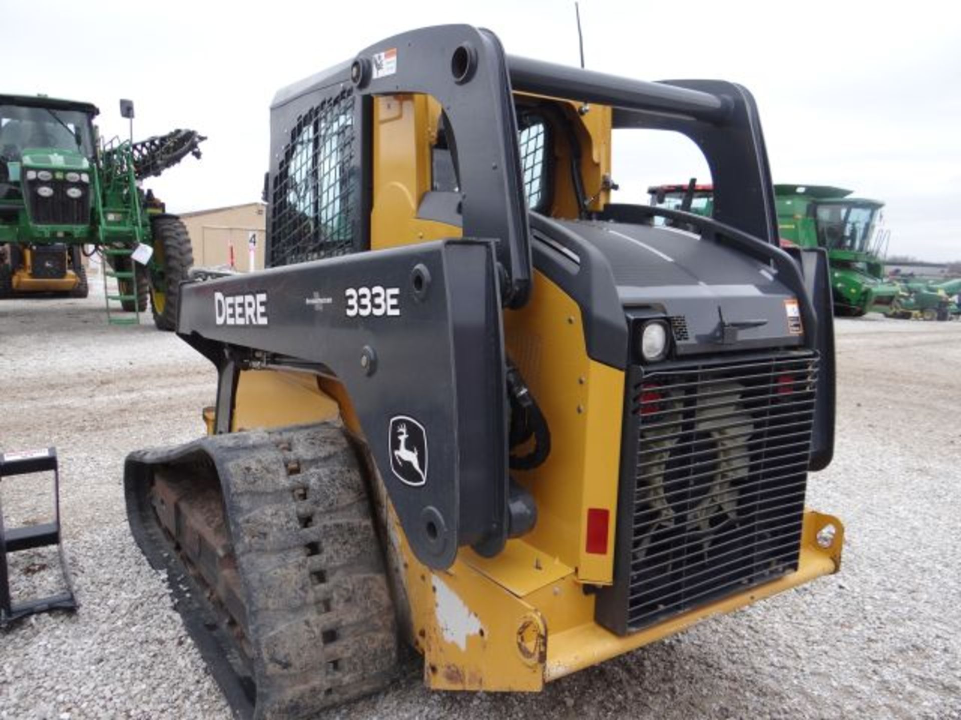 JD 333E Skid Steer, 2015 #64033, CTL, Cab w/ Ac and Heat, Switchable EH Foot-H-ISO Pattern - Image 3 of 6