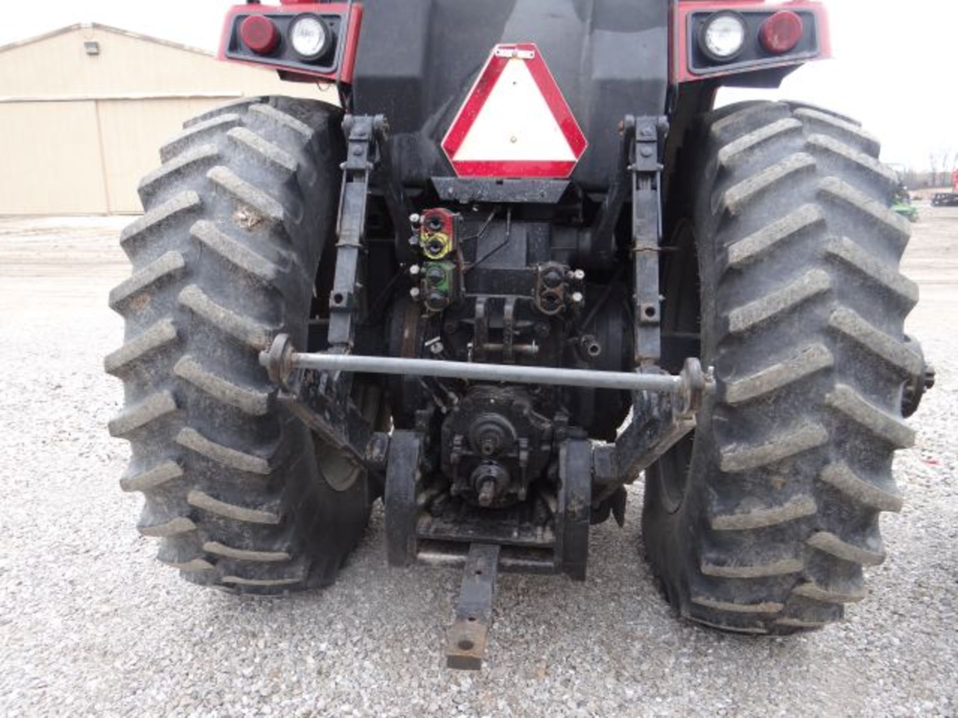 IH 5088 Tractor, 1981 w/ Duals, 4375 hrs - Image 3 of 6