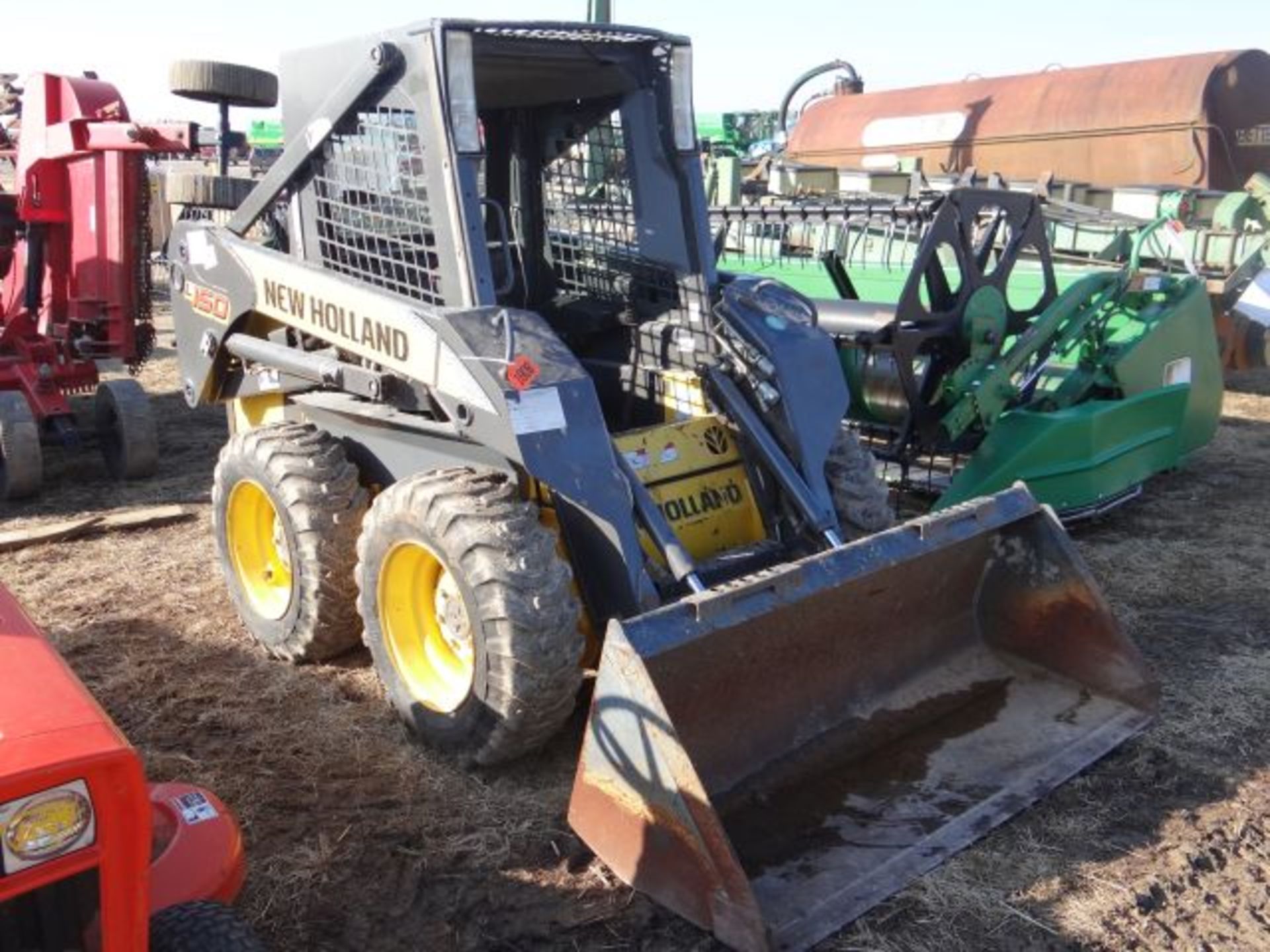 NH L150 Skid Loader, 2008 200 hrs, All New Oil & Filters, Excellent Condition, Aux Hyd, Good Tires - Image 5 of 5