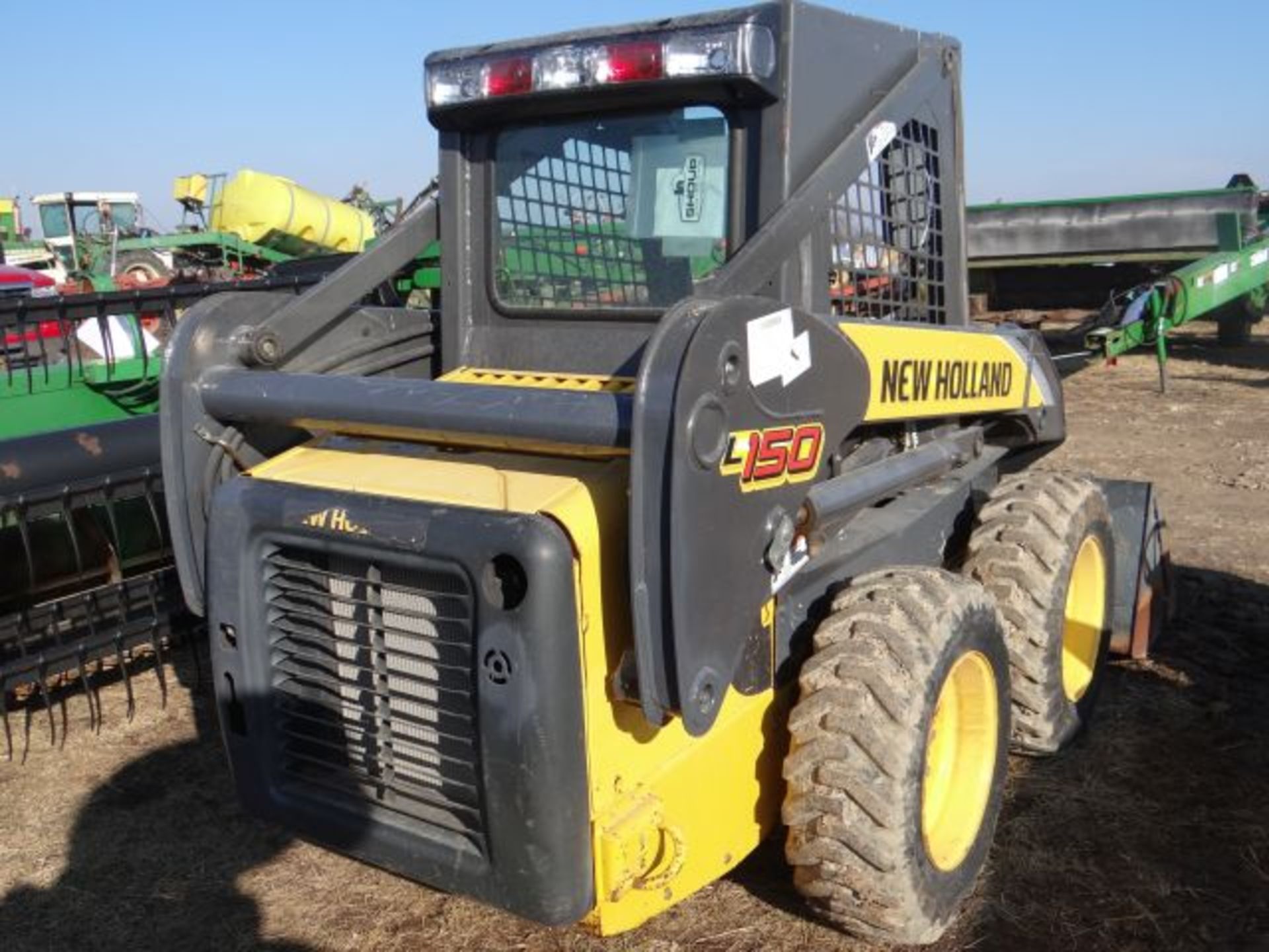 NH L150 Skid Loader, 2008 200 hrs, All New Oil & Filters, Excellent Condition, Aux Hyd, Good Tires