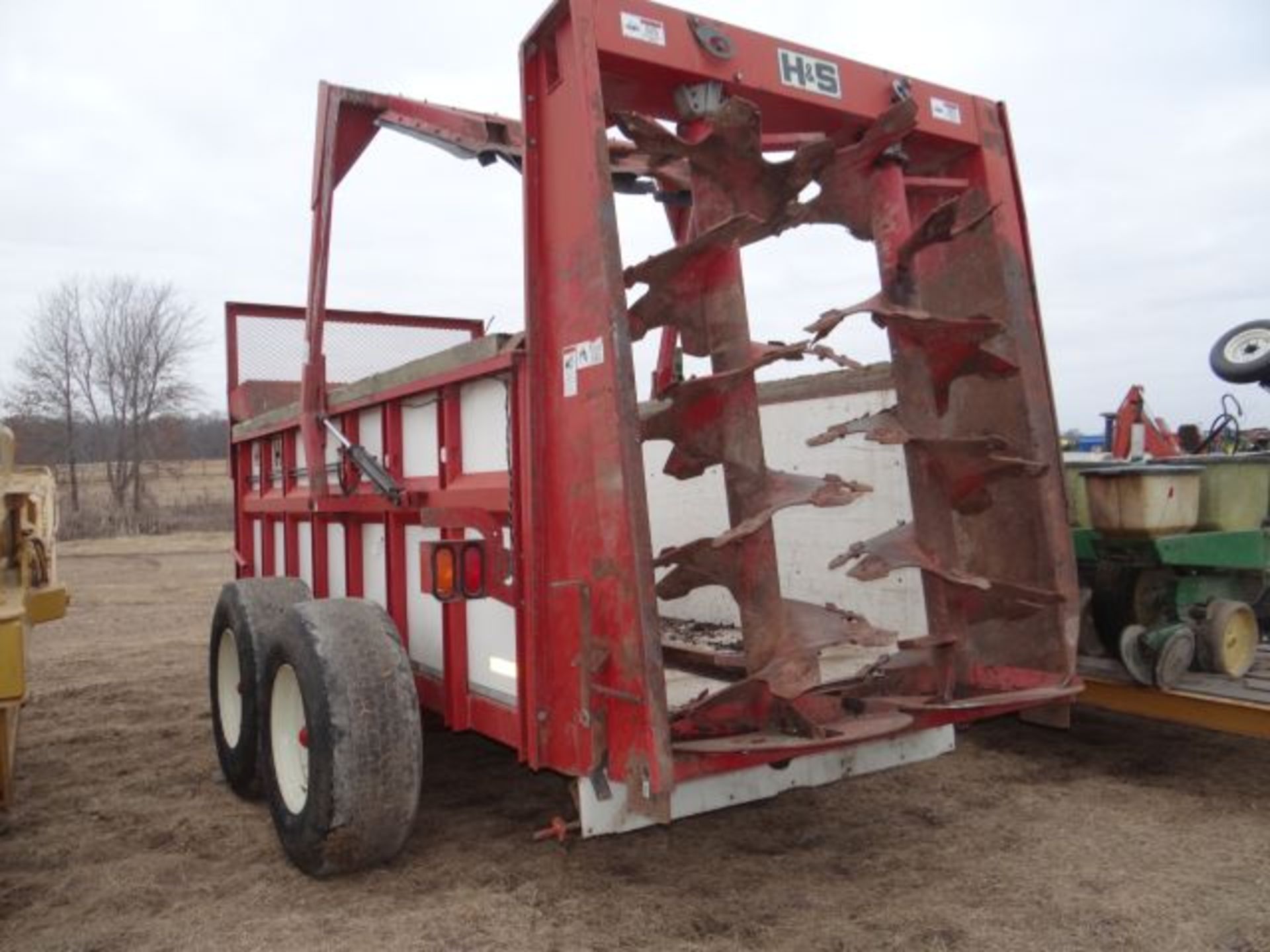 H&S Manure Spreader Verticial Beater - Image 2 of 4