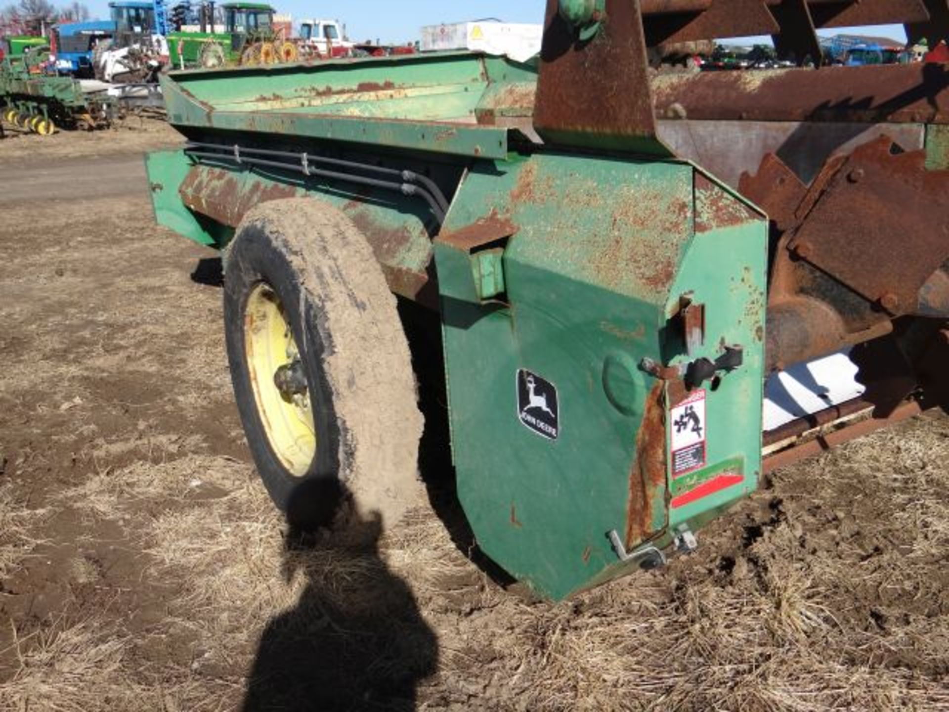 JD 350 Manure w/ 540 PTO - Image 4 of 5