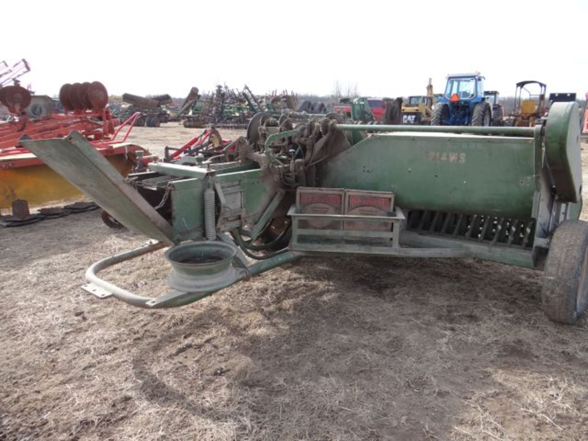 JD 214WS Square Baler - Image 2 of 3