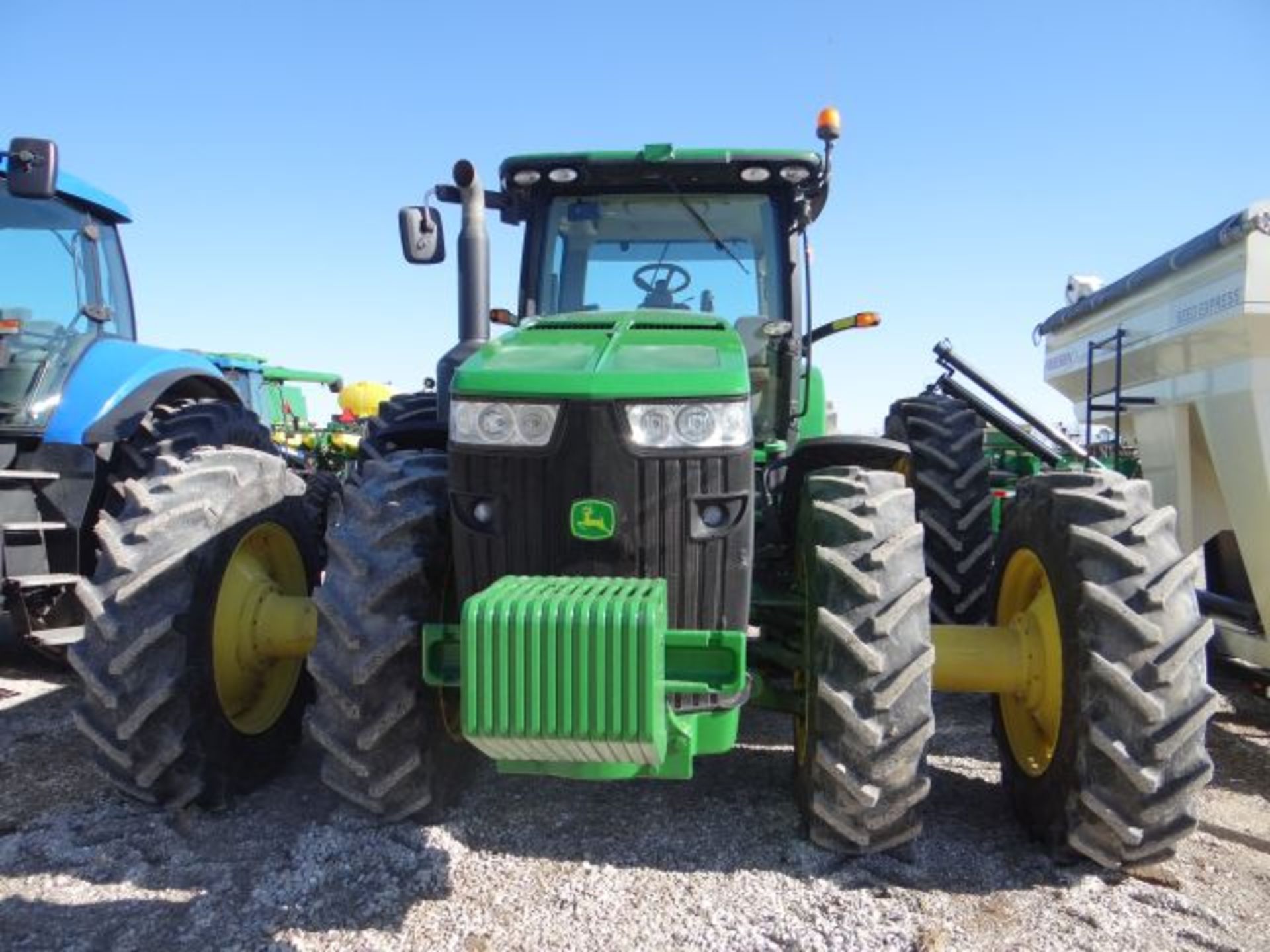 JD 8360R Tractor, 2012 50", Rear Tires, Front Duals, 4 Remotes, Auto Trac, IVT, ILS, Wts, 5244 hrs - Image 5 of 6