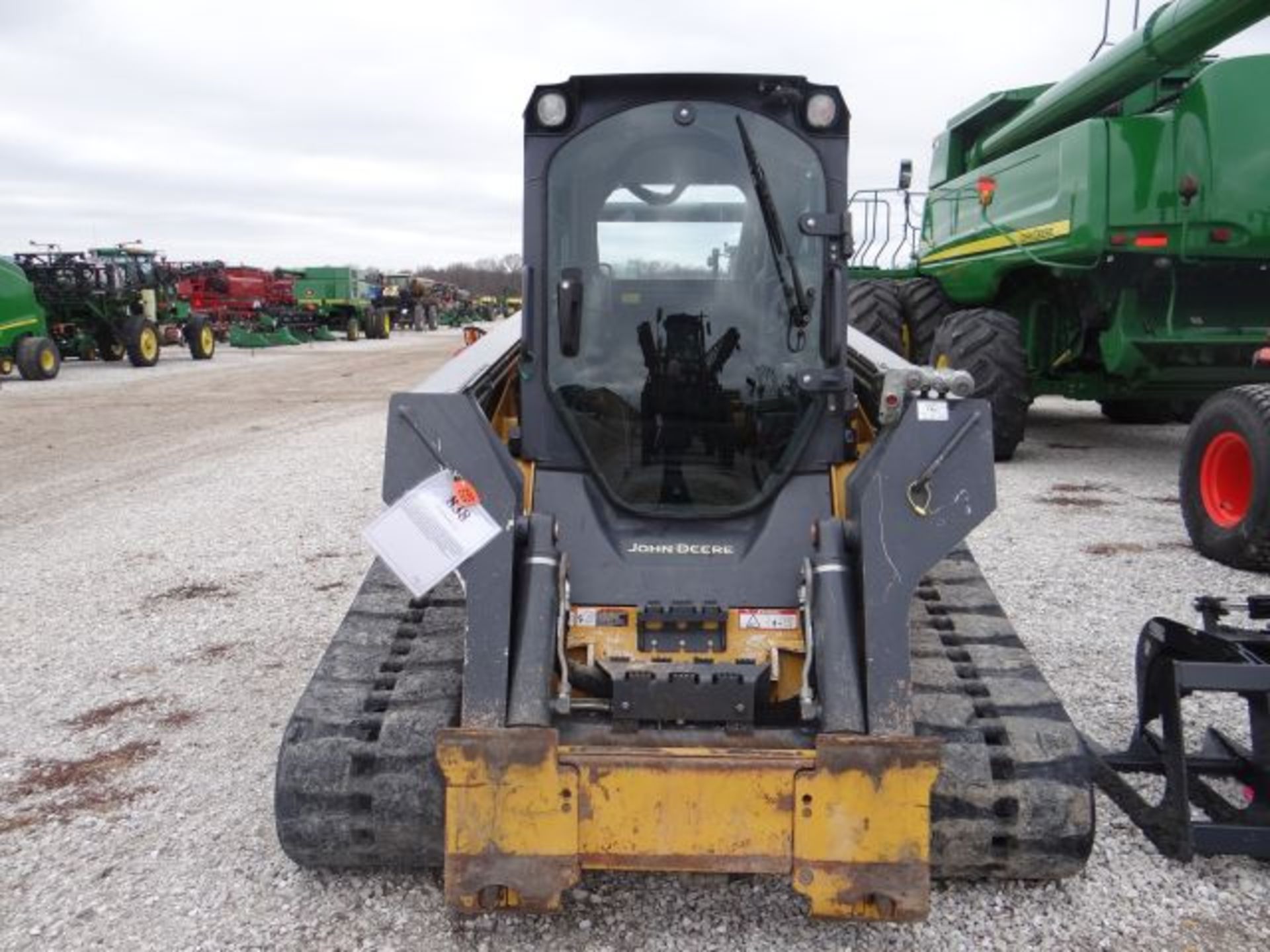JD 333E Skid Steer, 2015 #64033, CTL, Cab w/ Ac and Heat, Switchable EH Foot-H-ISO Pattern - Image 4 of 6