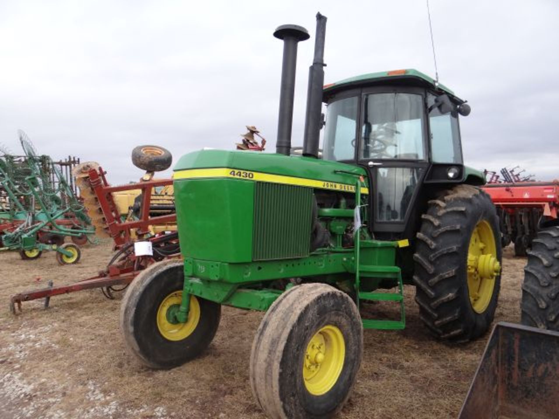 JD 4430 Tractor w/ Cab