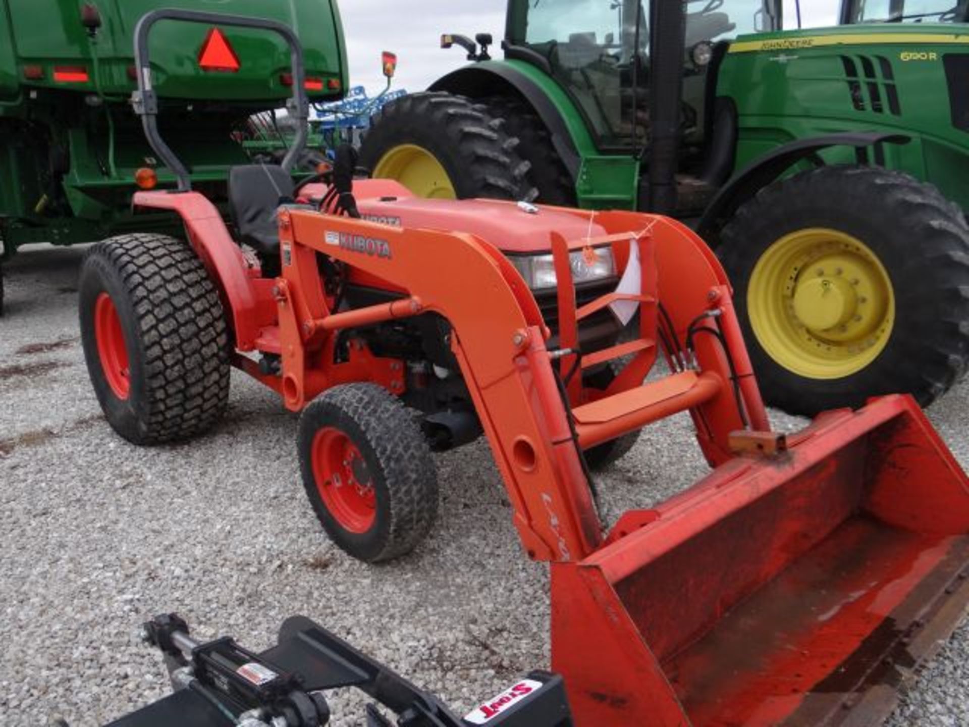 Kubota L4400D Tractor, 2010 w/ LA703 Loader, Turf Tires, sn#86174, 441 hrs