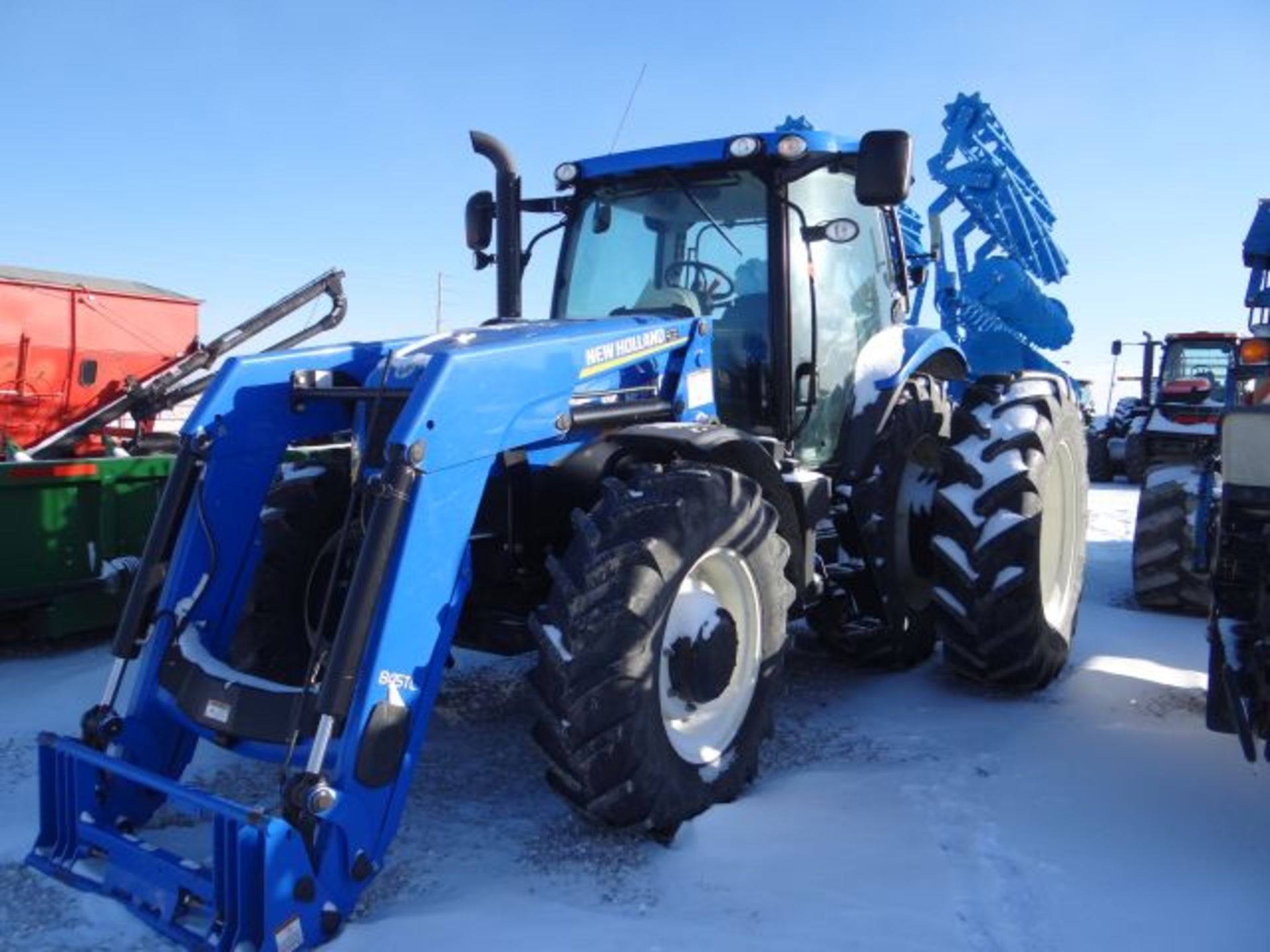 NH T6.165 Tractor, 2013 with 845 Loader, 3 Remotes, FWD, No Bucket, sn#ZDBD02007, 1198 hrs