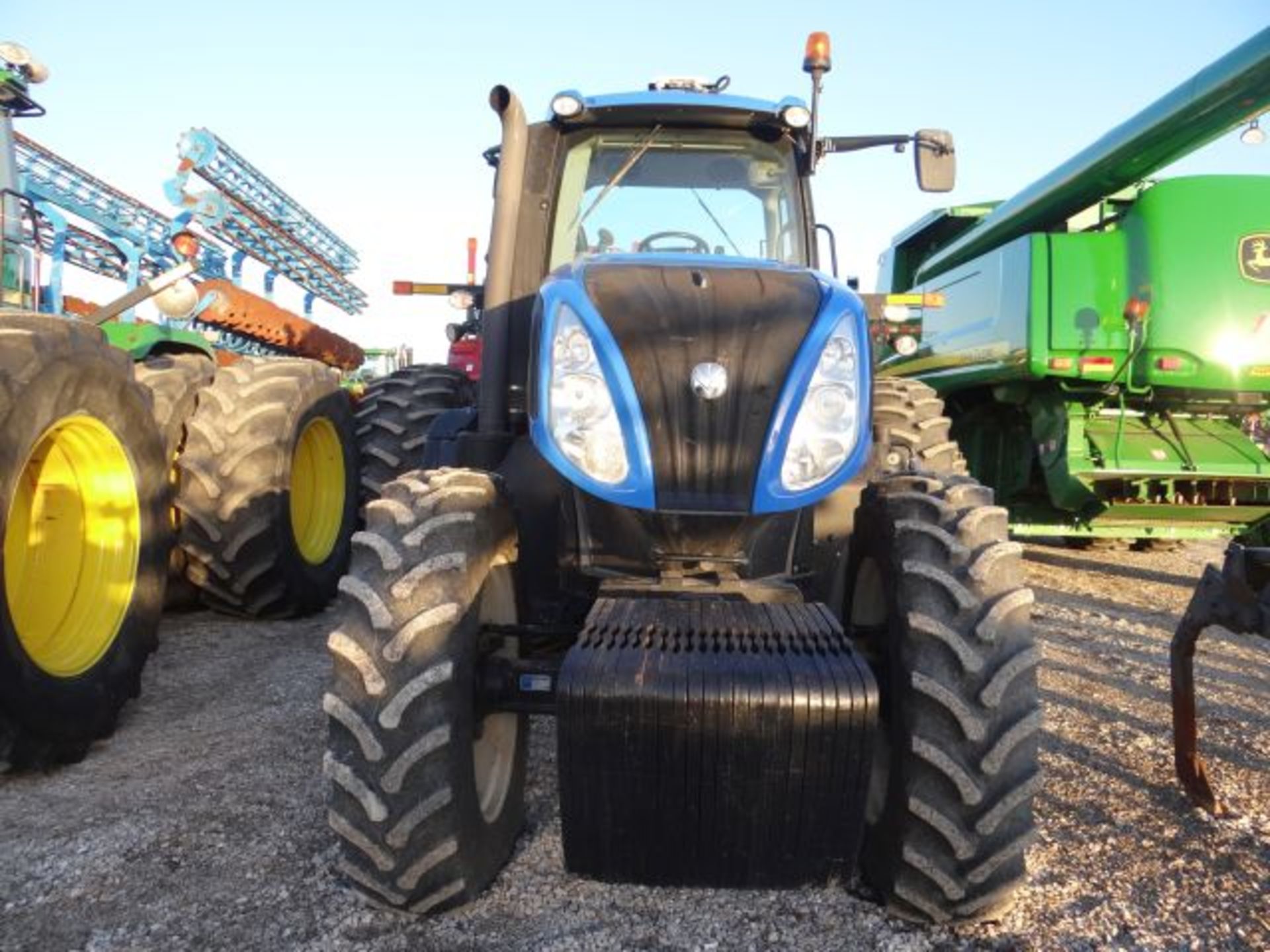NH T8300 Tractor sn# ZBRC08818 - Image 2 of 5
