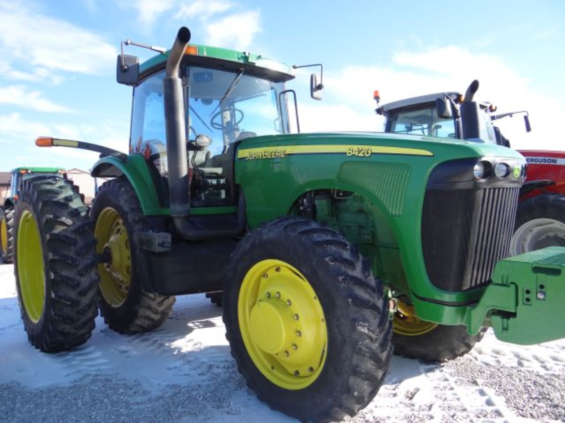 JD 8420 Tractor MFWD, 4 SCV, 18.4-46 Rear Tires, AutoTrac Ready, 6631hrs