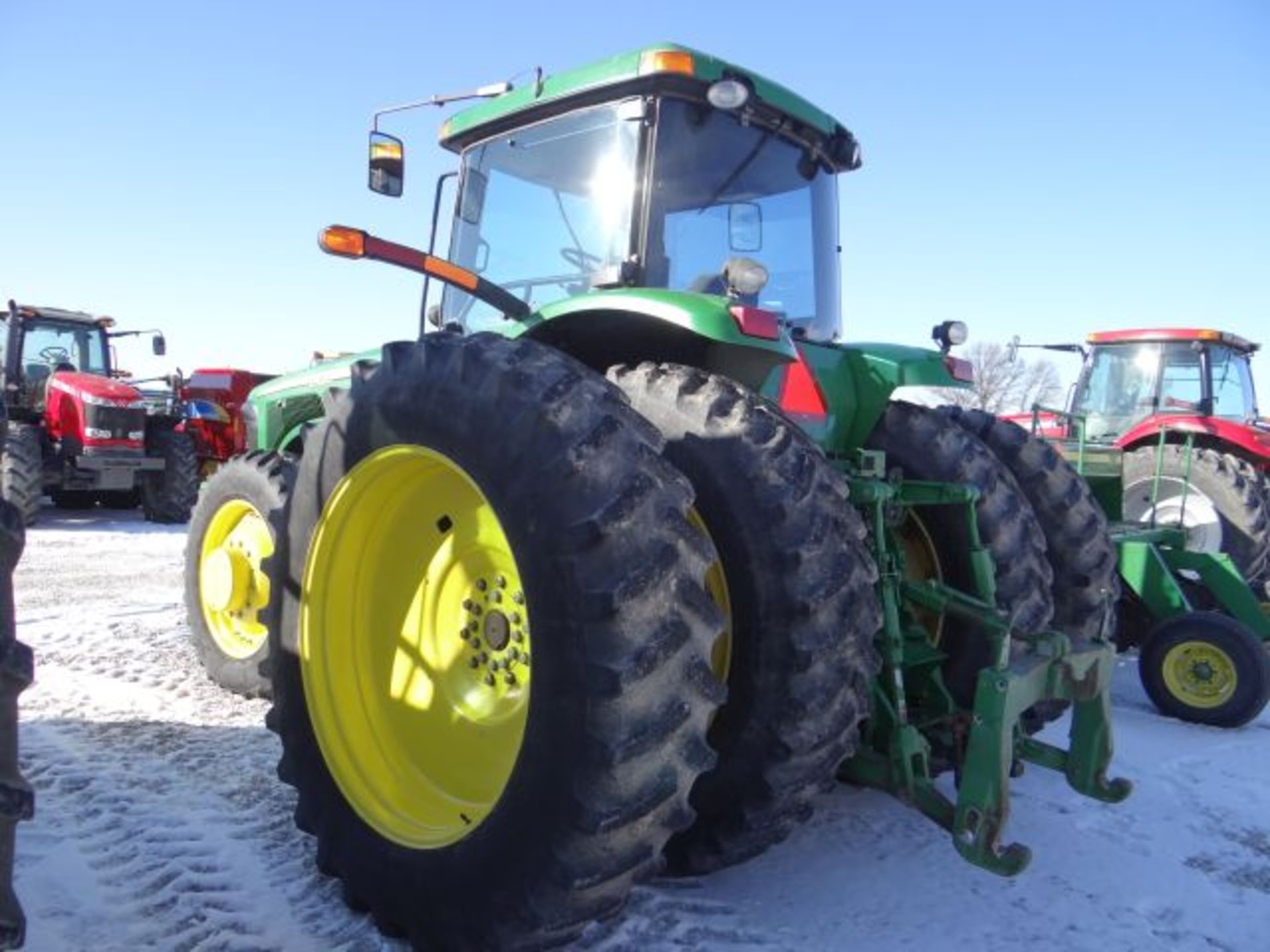 JD 8420 Tractor MFWD, 4 SCV, 18.4-46 Rear Tires, AutoTrac Ready, 6631hrs - Image 3 of 5