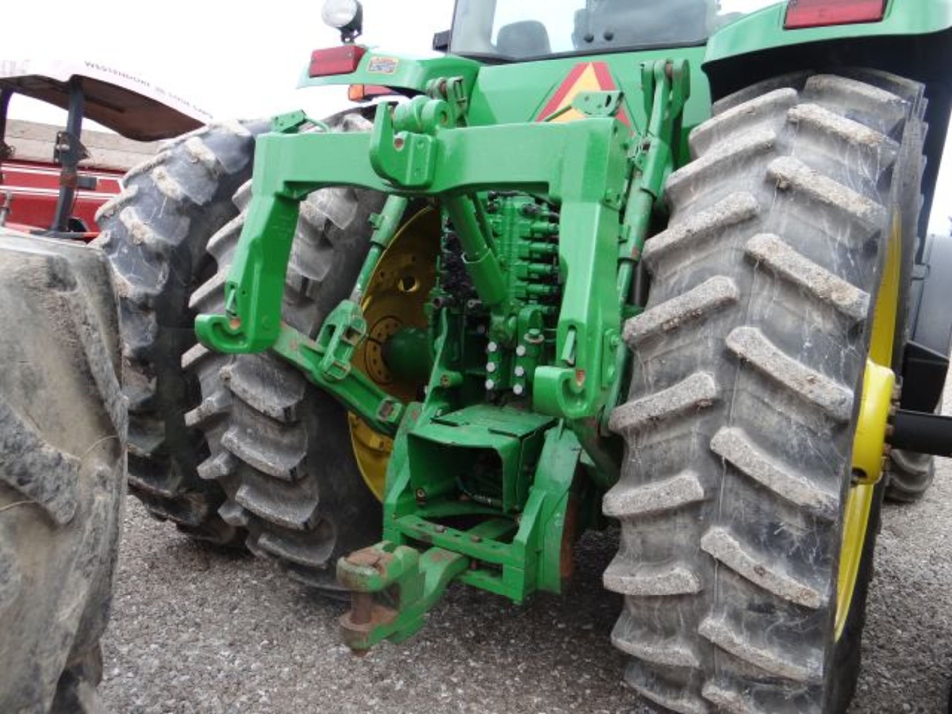 JD8520 Tractor, 2005 Powershift, ILS, 50" Tires, Wt Kit, 4410 hrs - Image 3 of 6
