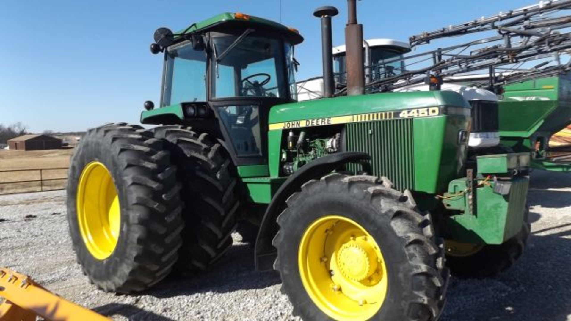 JD 4450 Tractor MFWD, 20.8 x 38 Duals,Powershift, Quick Hitch, 3 Remotes,