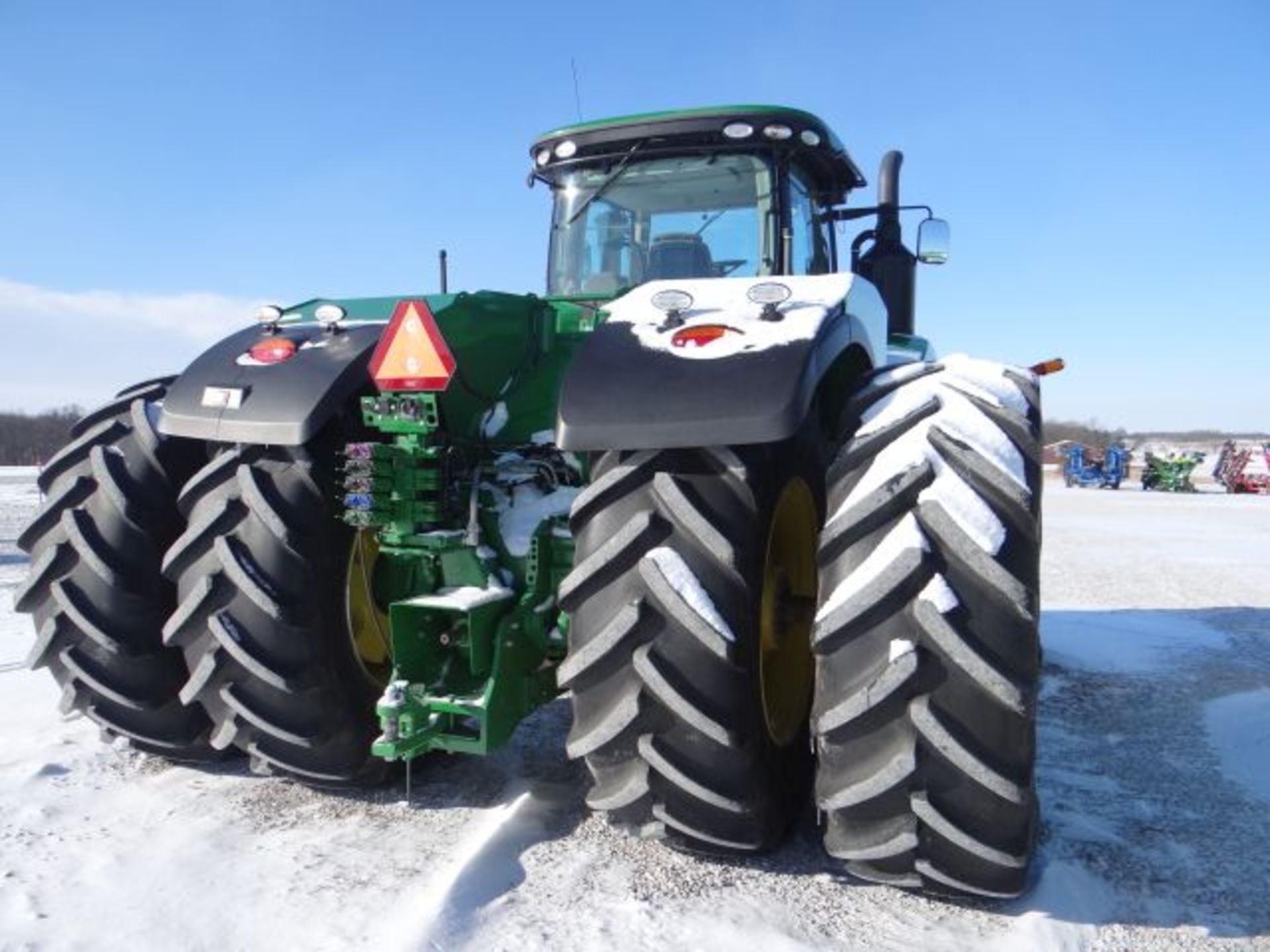 JD 9420R Tractor #151699,Powershift, Training Seat, Radar, Scv's: 5, 710/70r 42 Dual Michelin Tires, - Image 4 of 5