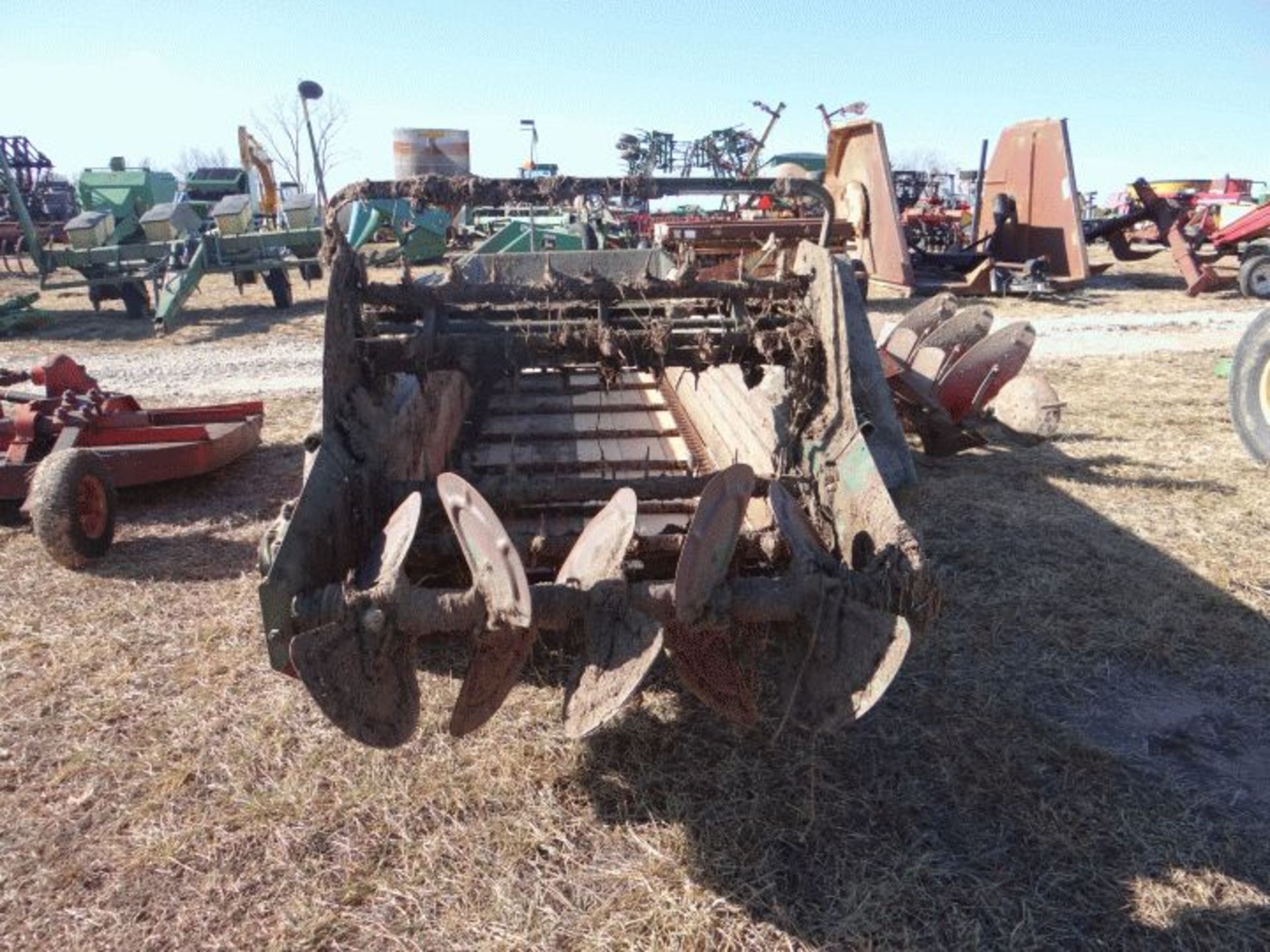 New Idea Manure Spreader with PTO - Image 2 of 2