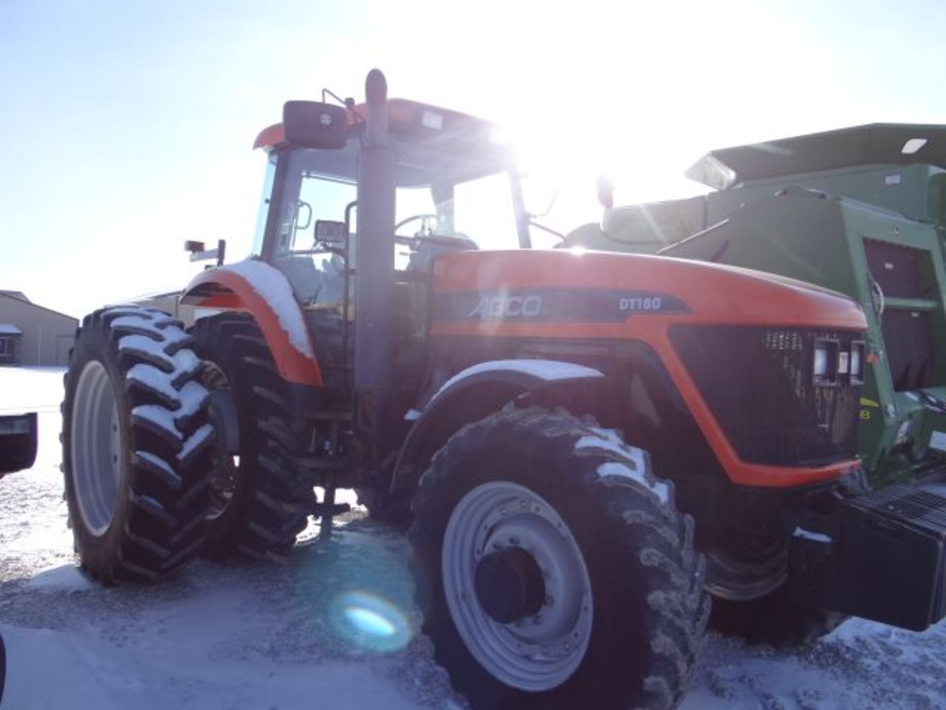 Agco DT180 Tractor 480/80/R46 Tires, MFWD, 2922 hrs,Front Fender, 4 SCV - Image 4 of 4