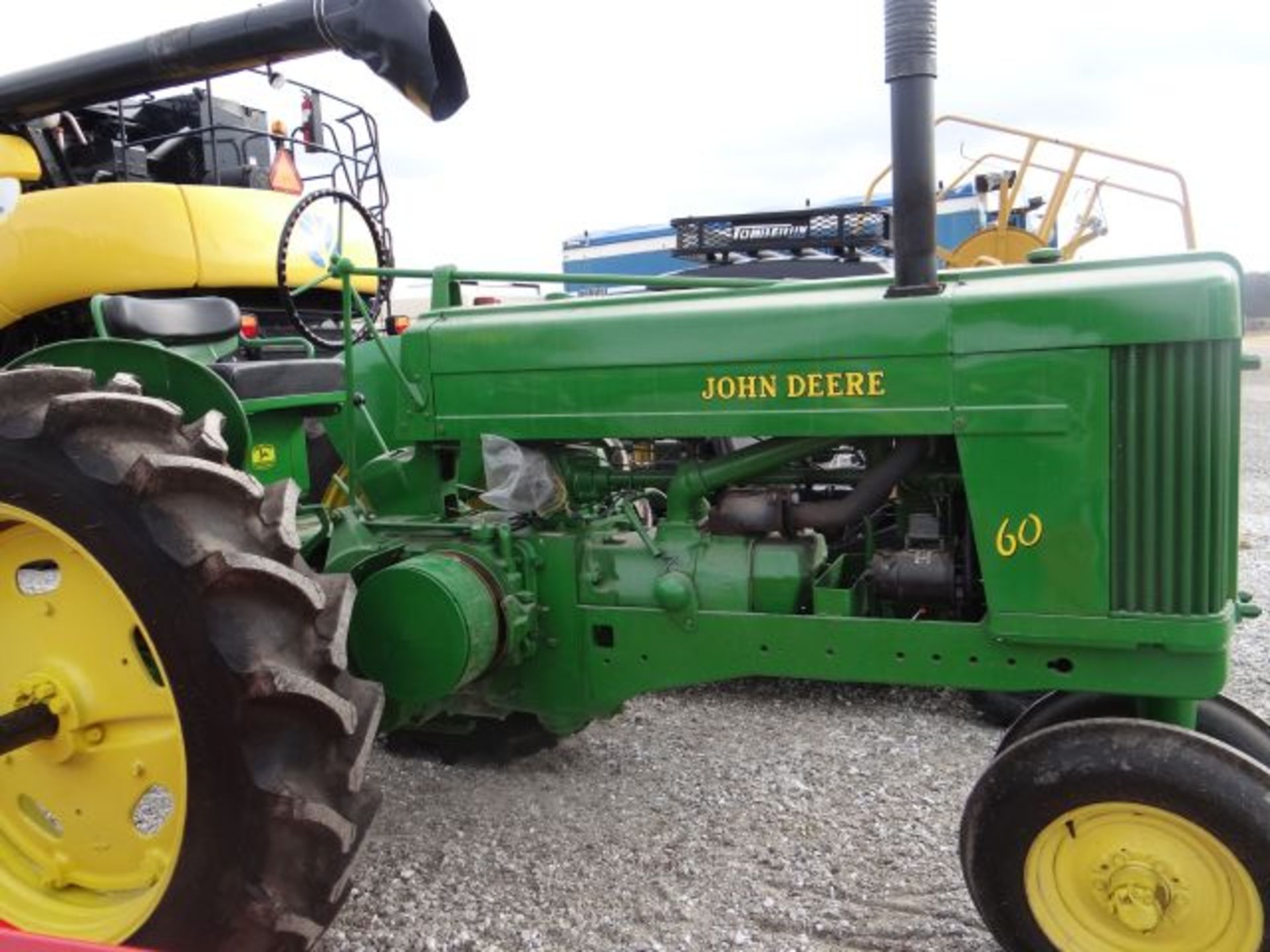JD 60 Tractor, 1953 Dual Fuel, Rebuilt Motor, New Rings & Bearings, All New Gaskets, New Radiator, - Image 5 of 5