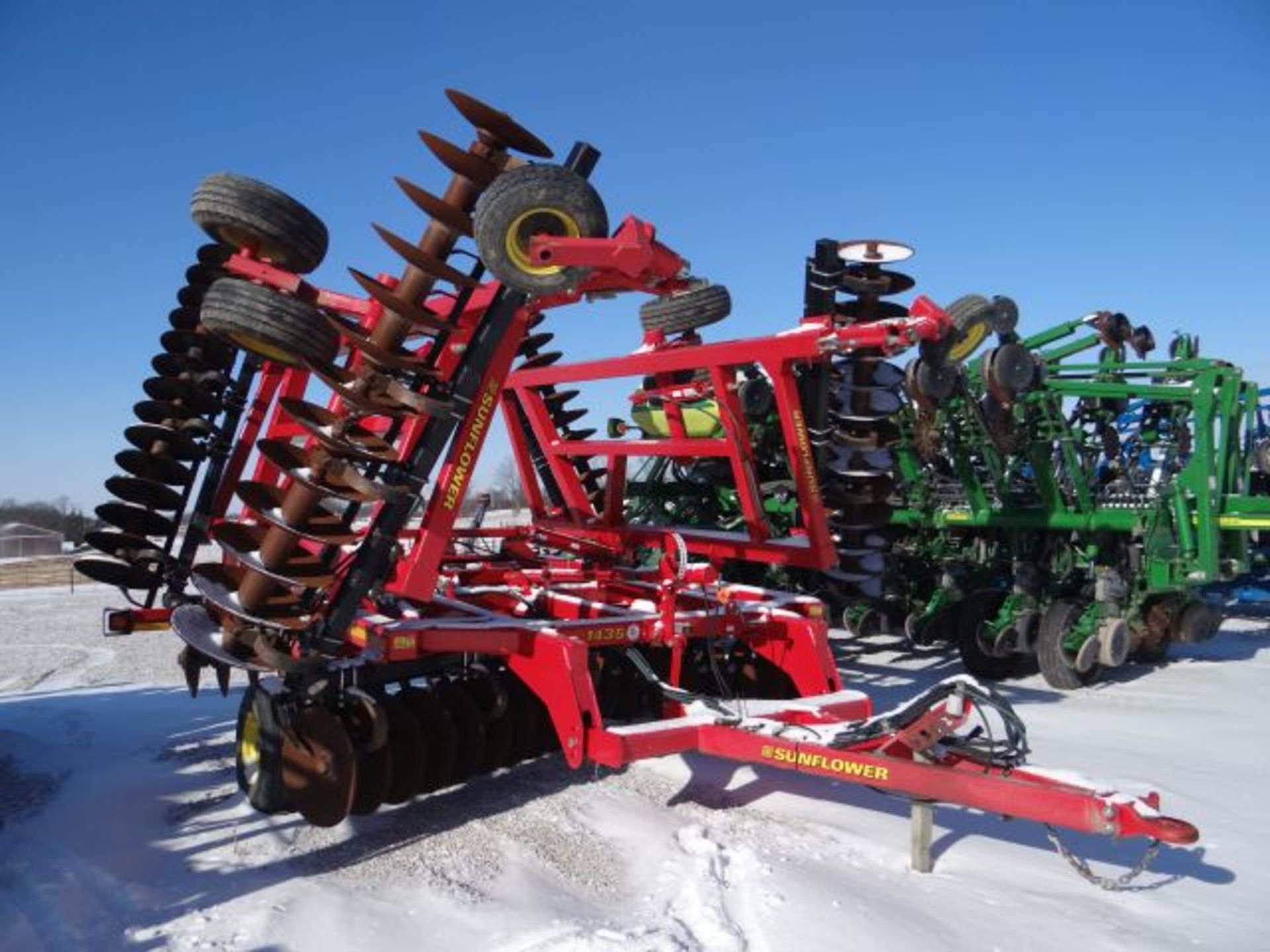 Sunflower 1435 Disk #151835, Disk, 9” Spacing, Front Blades=23.5", Rear Blades= 24", Hyd. Level,