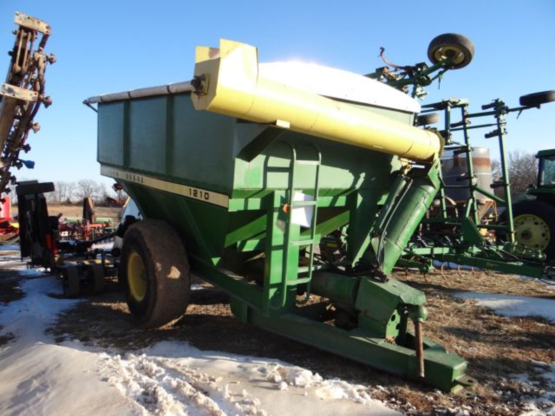 JD 1210A Grain Cart with Tarp - Image 2 of 2