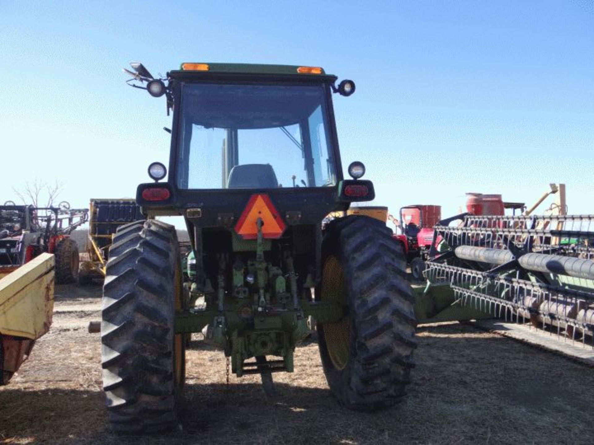 JD 4440 Tractor, 1982 Quad Range, 2 SCV, 9889hrs - Image 3 of 4