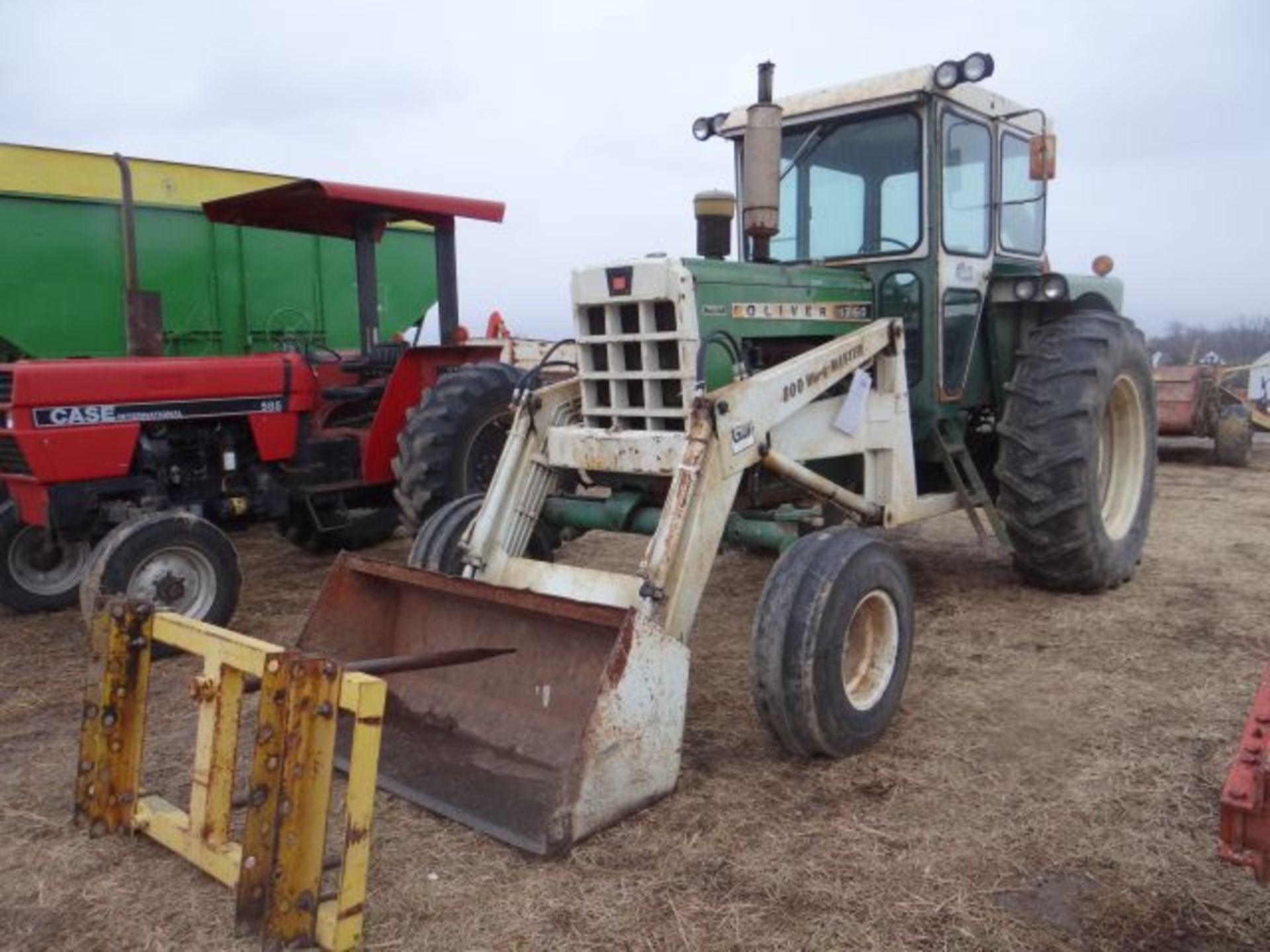 Oliver 1750 Tractor, 1969 w/ 800 Workmaster Loader & Bucket, Gas, Good Tires, Runs Good