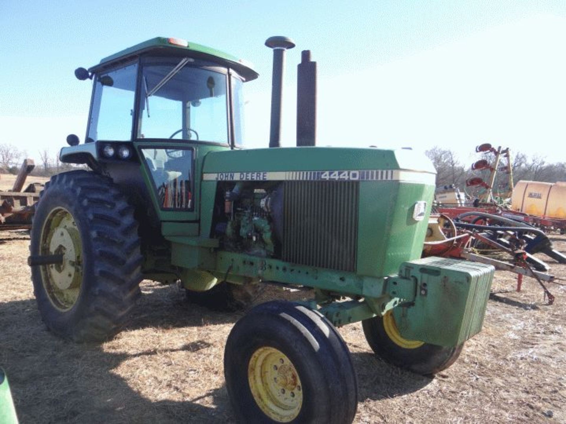 JD 4440 Tractor, 1982 Quad Range, 2 SCV, 9889hrs - Image 2 of 4