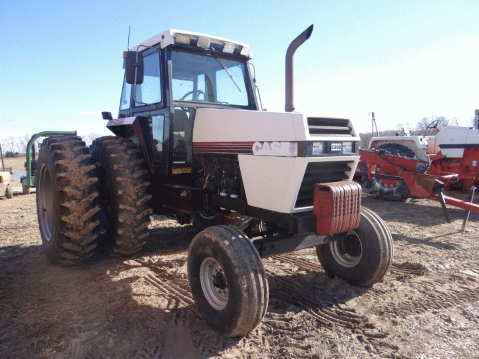 1984 Case 2294 Tractor 7590 hrs, Front Tires & Inside Rear Tires are New, Duals, Buddy Seat, Quick - Image 2 of 4