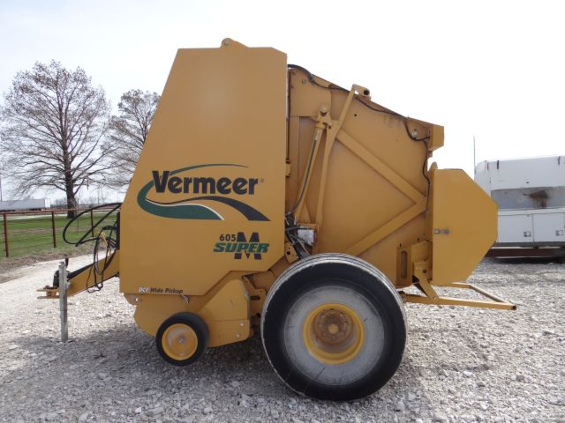 Vermeer 605 Super M Baler