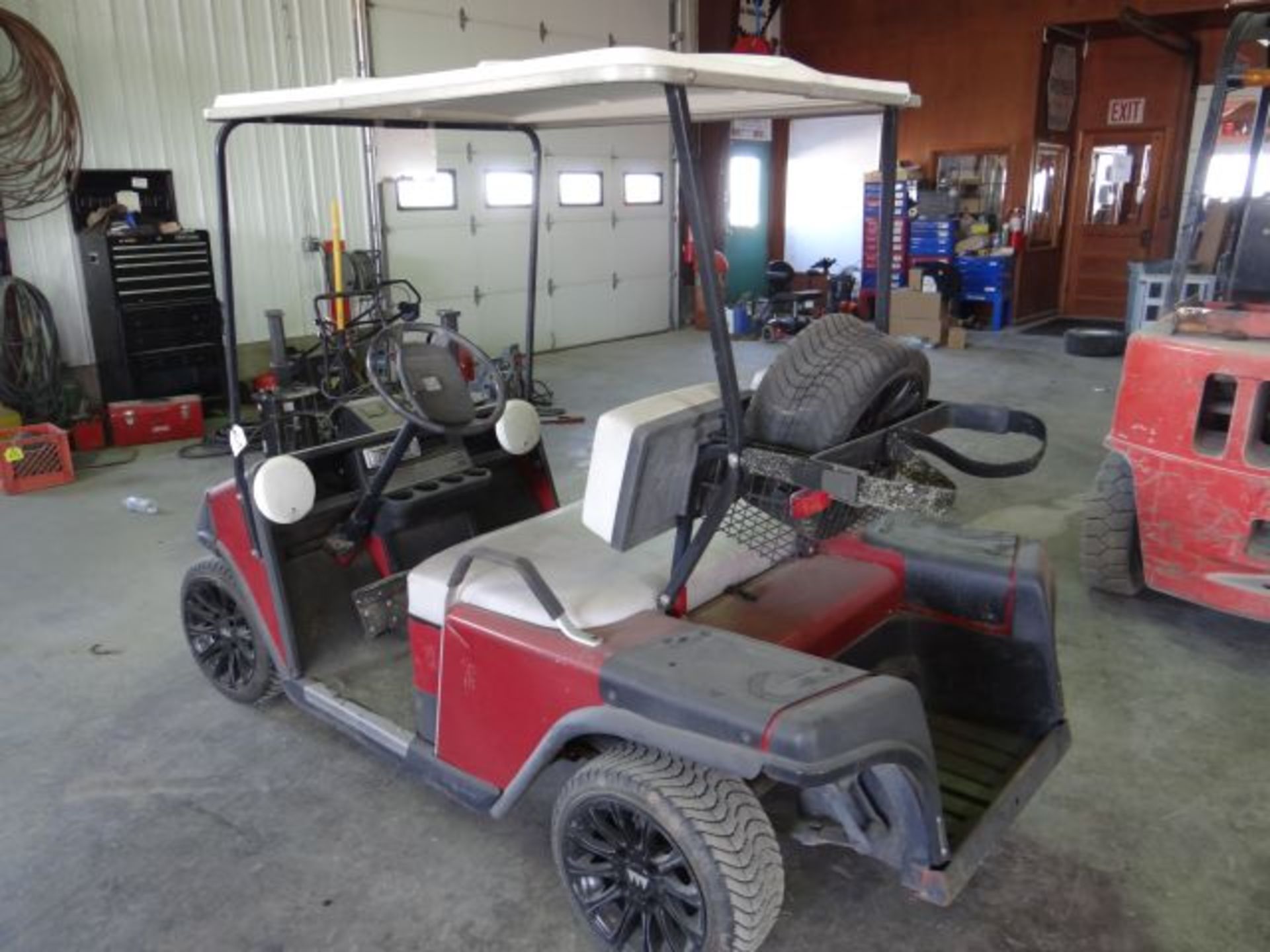 E-Z-GO Golf Cart - Image 3 of 6