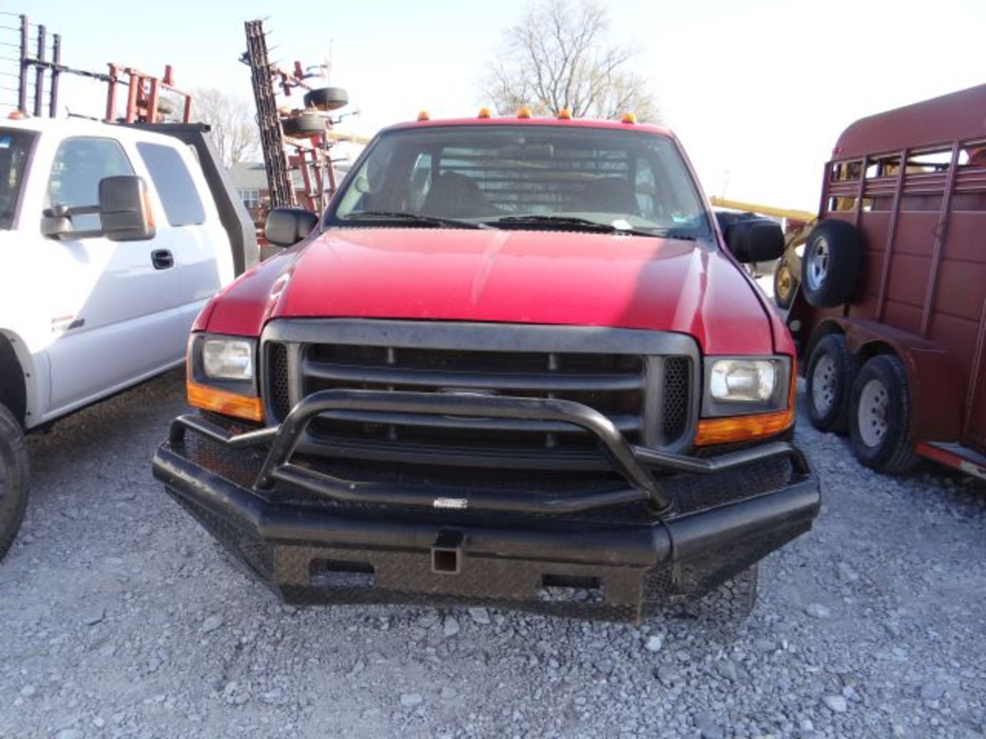 2000 Ford F250 Truck - Image 2 of 5