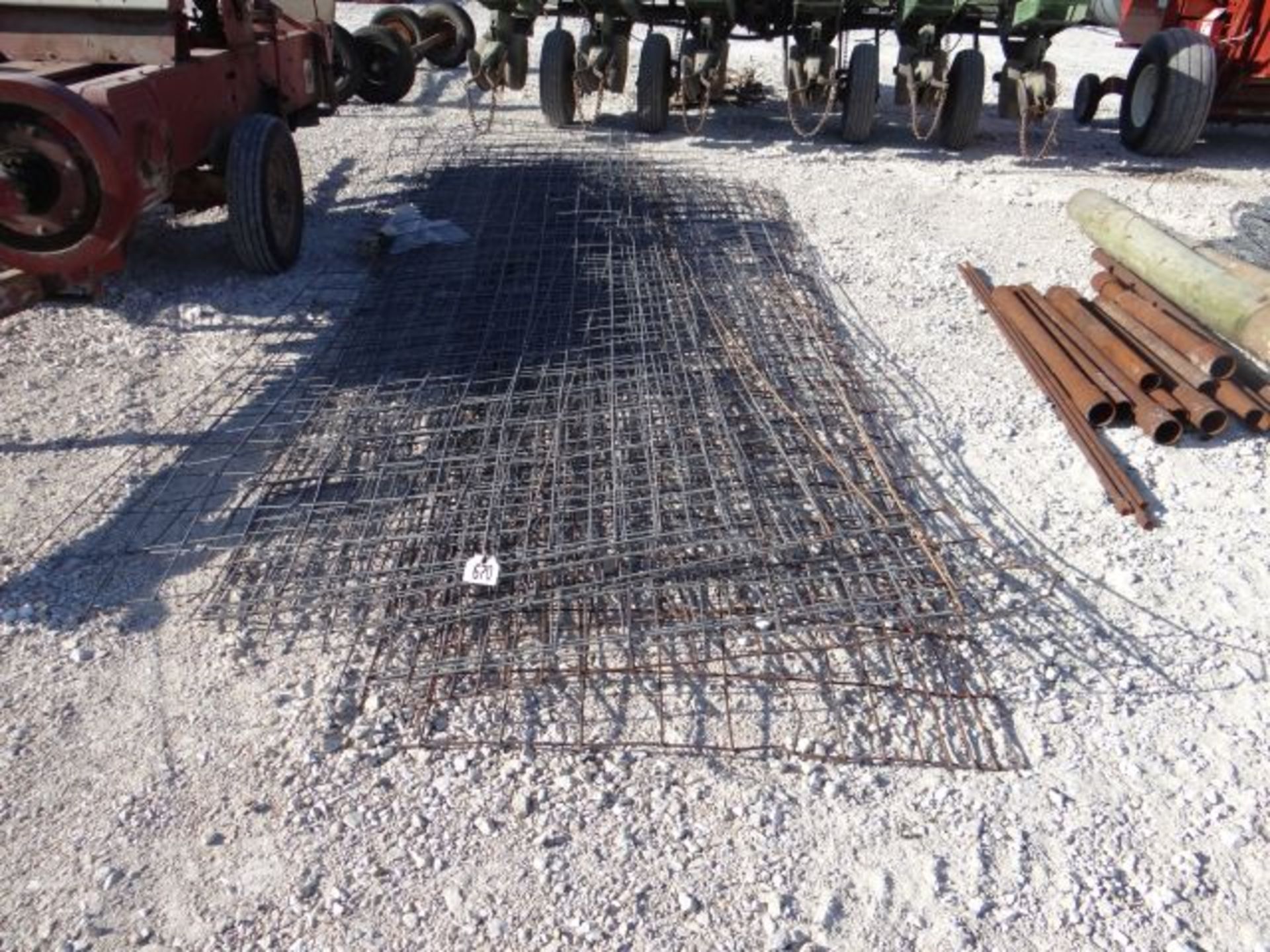 Wire Cattle Panels - Image 2 of 2