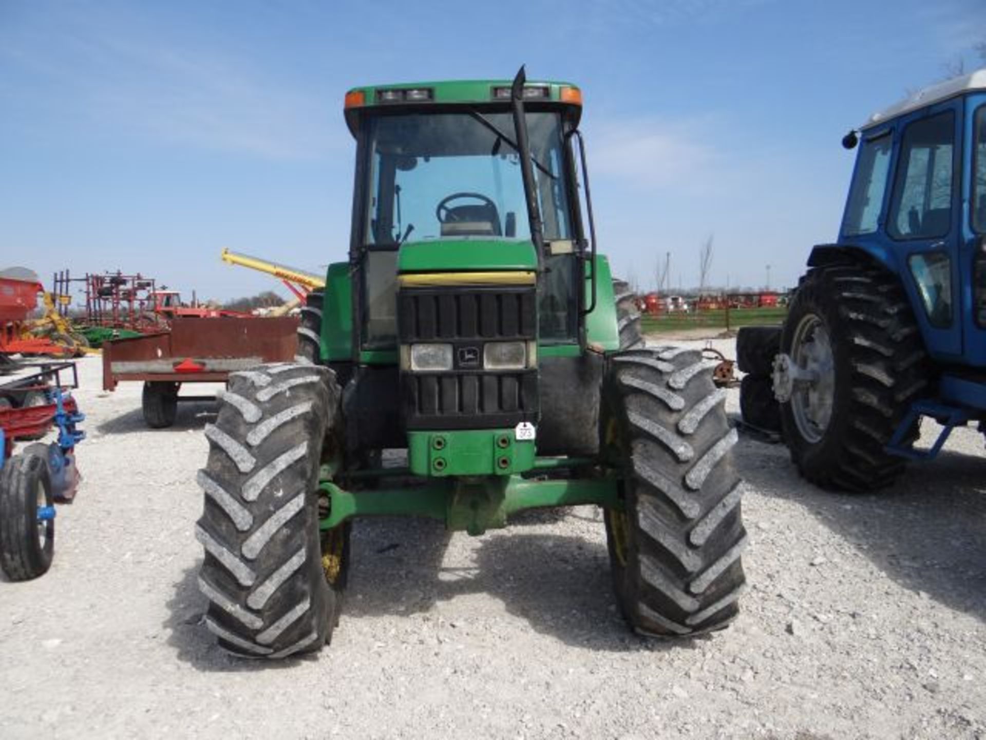 JD 7200 Tractor - Image 2 of 6