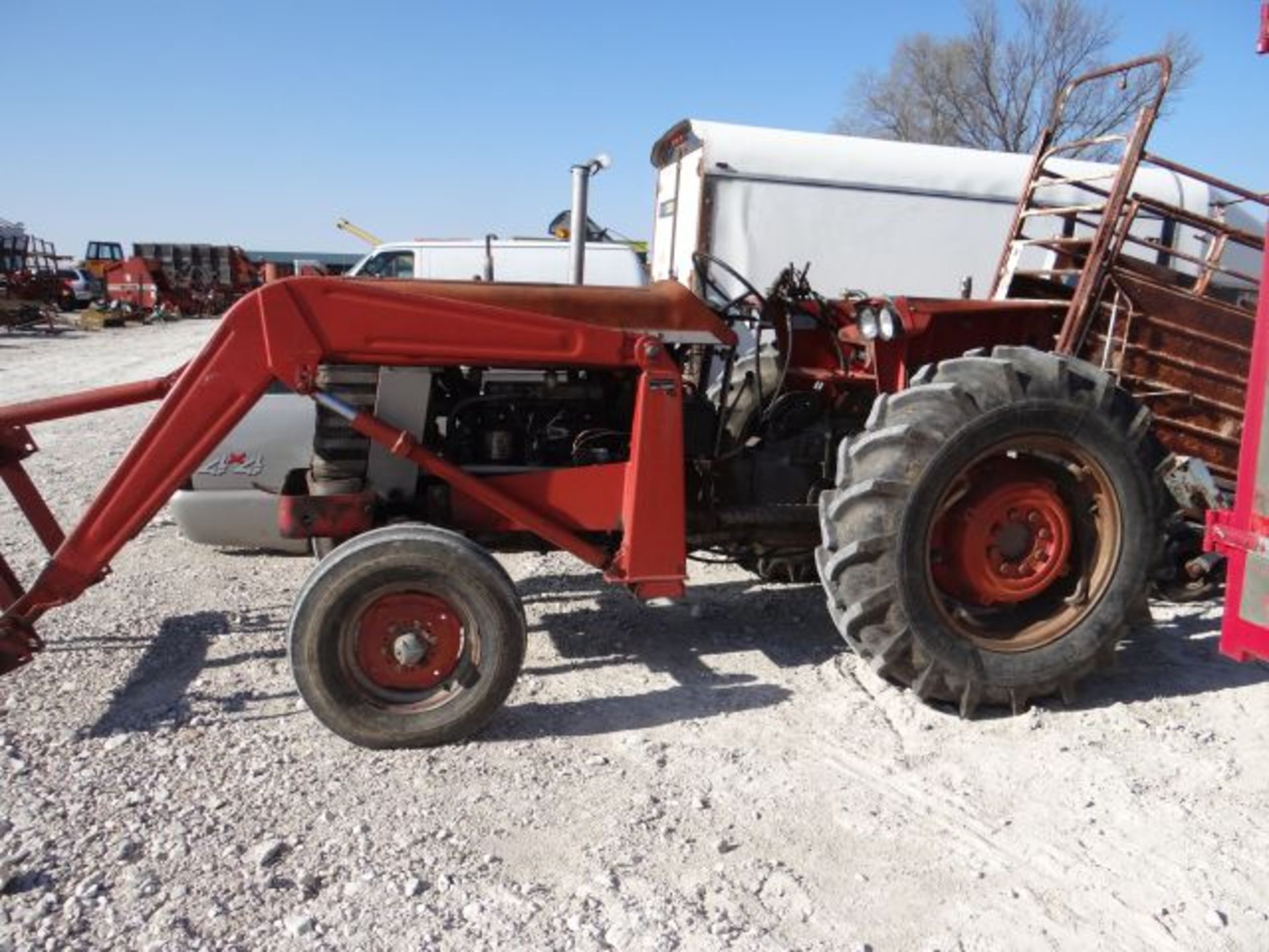 Massey 165 Gas