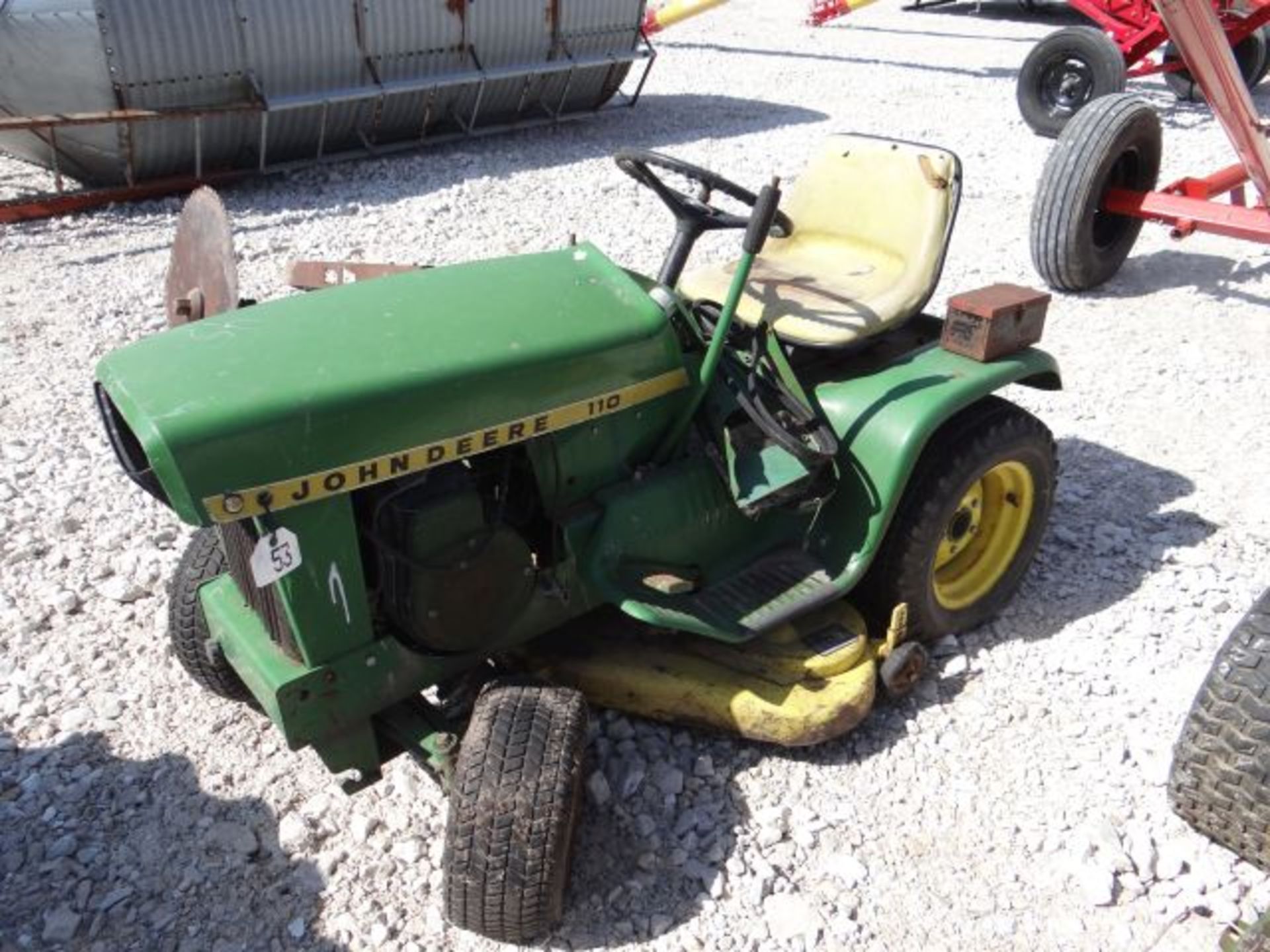 JD 110 Lawn Mower - Image 2 of 4