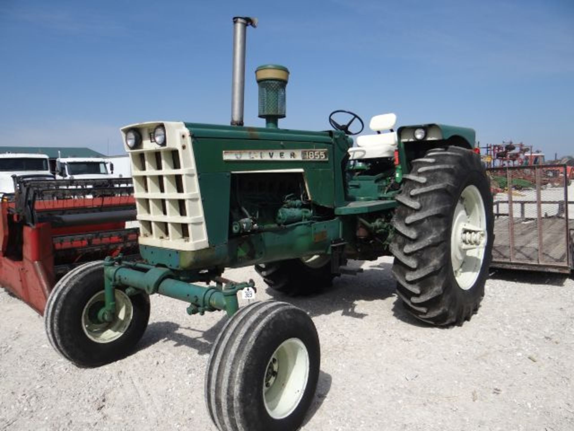 Oliver 1855 Diesel Tractor - Image 2 of 7