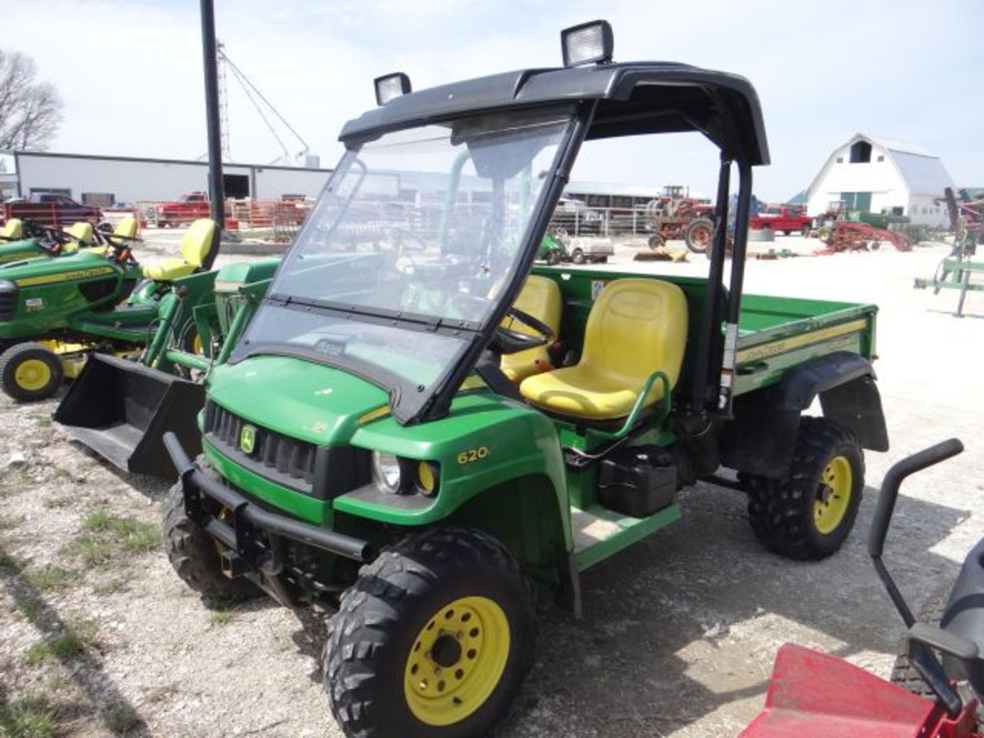 JD 620i XUV Gator