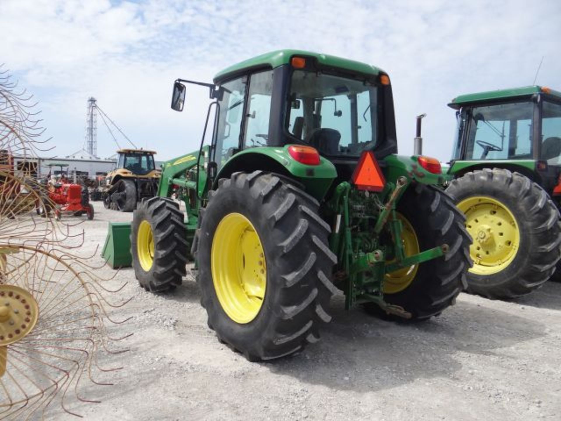 JD 6330 Tractor - Image 4 of 7