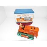 Dinky Supertoys - a Heavy Tractor # 563, excellent in excellent box, (rubber tracks,